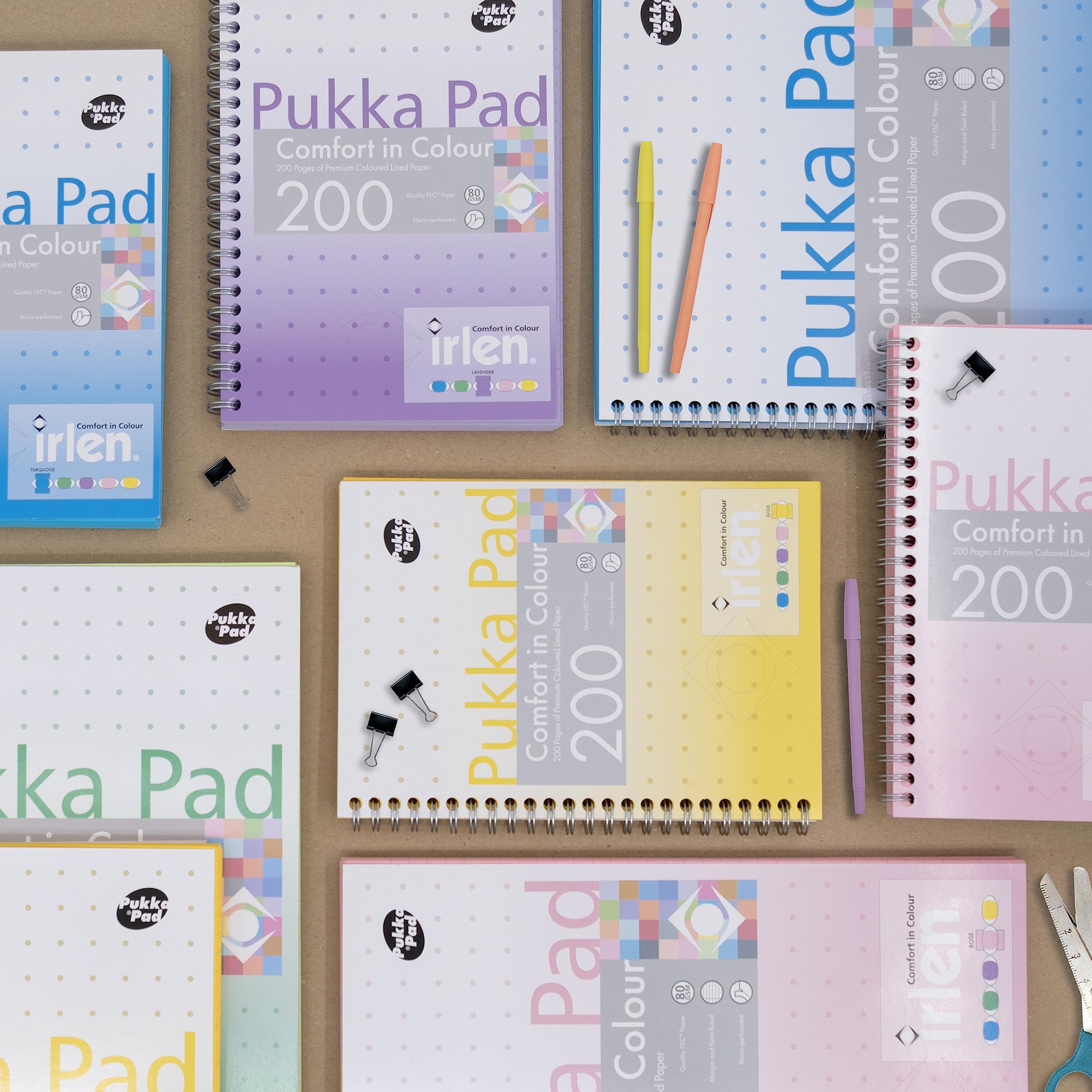 Pukka Pad, Irlen Jotta Pad A4 Notizbuch 3er-Pack - Spiralbindung Notizblock mit 200 Seiten 80GSM farbigem liniert Papier - entwickelt für visuelle Wahrnehmungsschwierigkeiten - 29.7 x 23cm, Rose