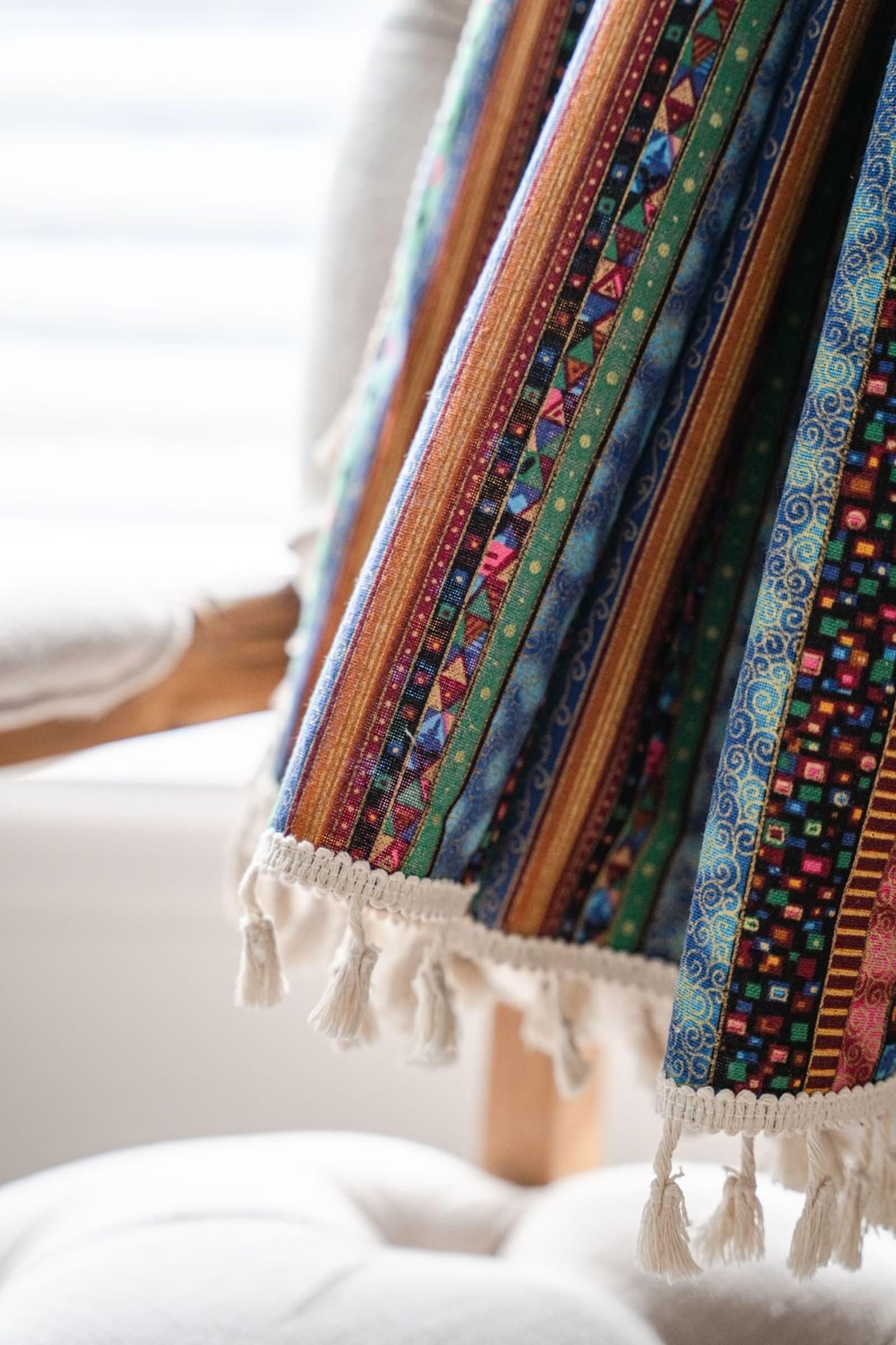 Lot 2 Rideaux Voilage Rideaux 2 x 150W x 260H CM,Voilage Rideau Bleu Motif Vintage et Glands Rideau avec Oeillets