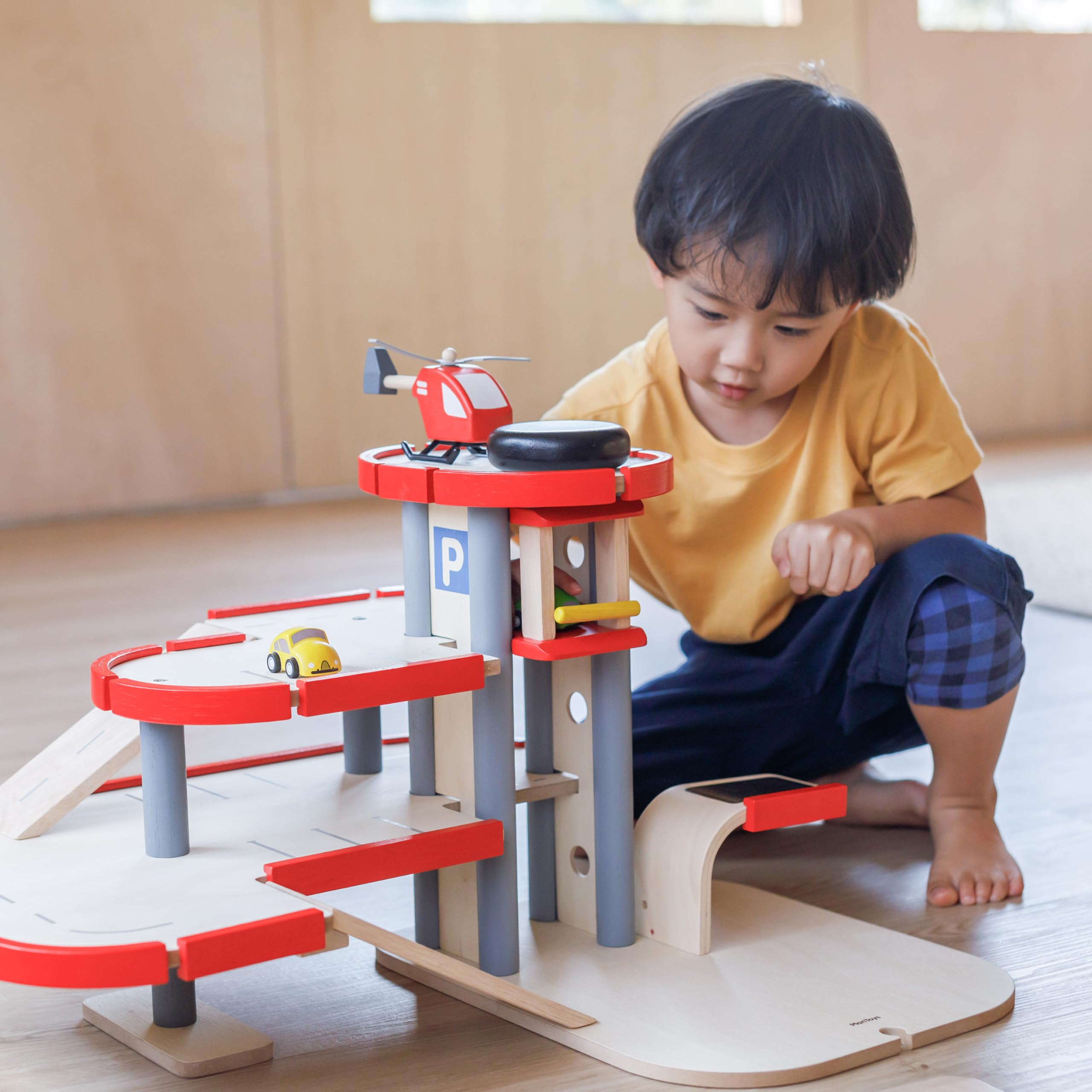 PLAN TOYS 7611 CAR, drewno