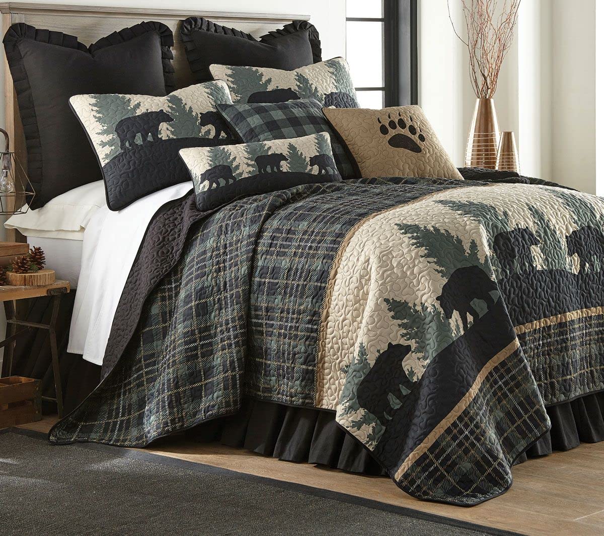 BLACK FOREST DECOR Timberland Plaid Bear Quilt - Full/Queen