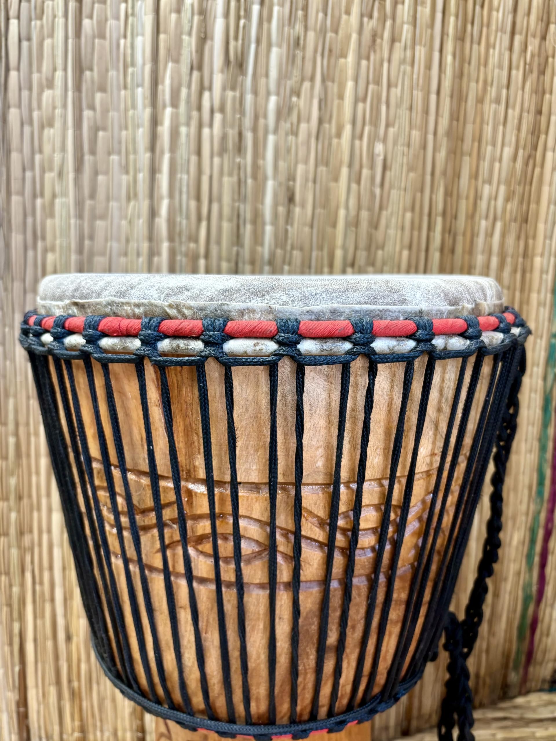 Tamburo djembe africano con 3 piccoli strumenti gratuiti – testa da 33 cm, altezza 65 cm