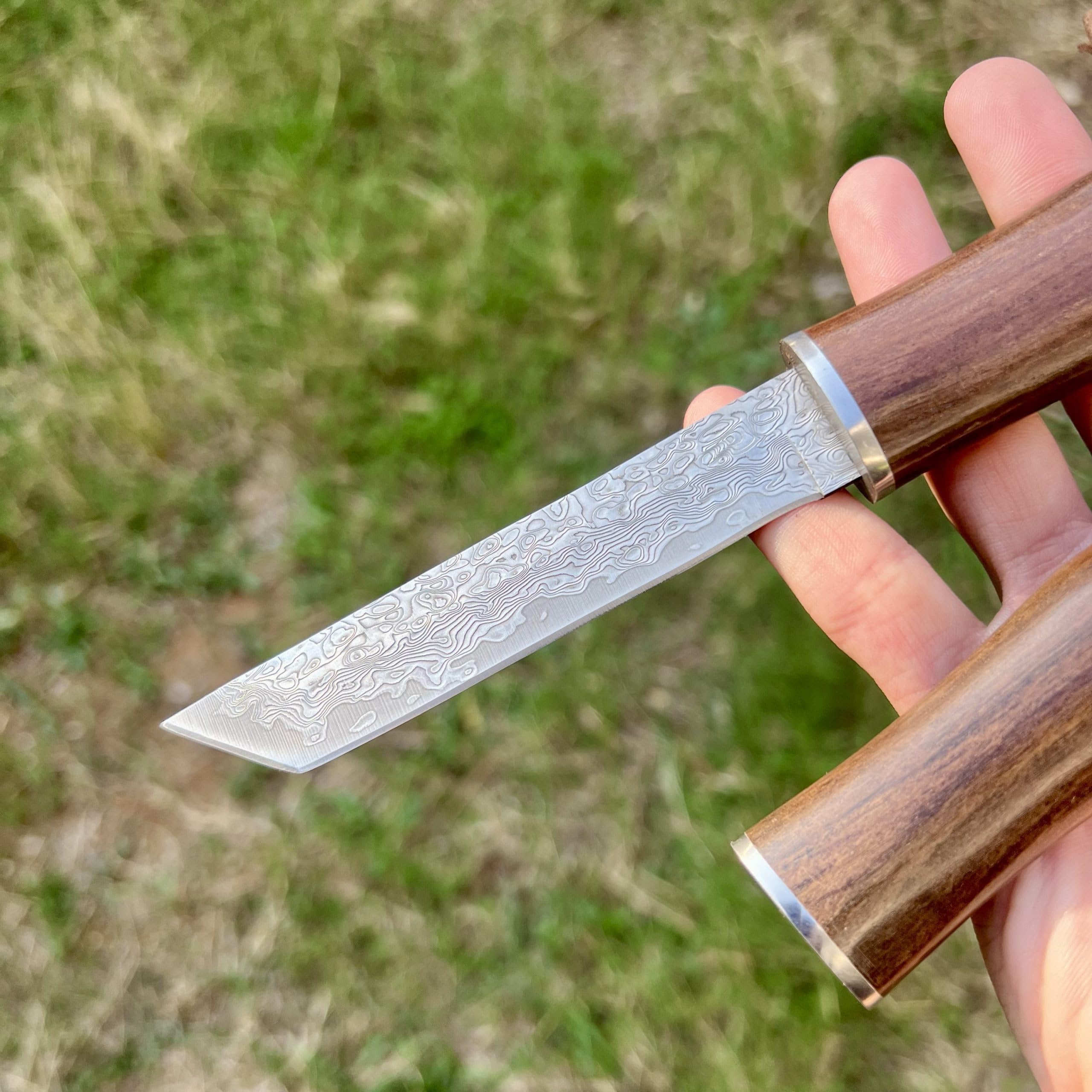 Couteau Damas Tanto Camping Lame Fixe Acier Damascus Style Japonais Manche Intégral Bois Collection Custom Cadeau Homme Suminagashi VG10 forge artisanat tranchant camping exterieur