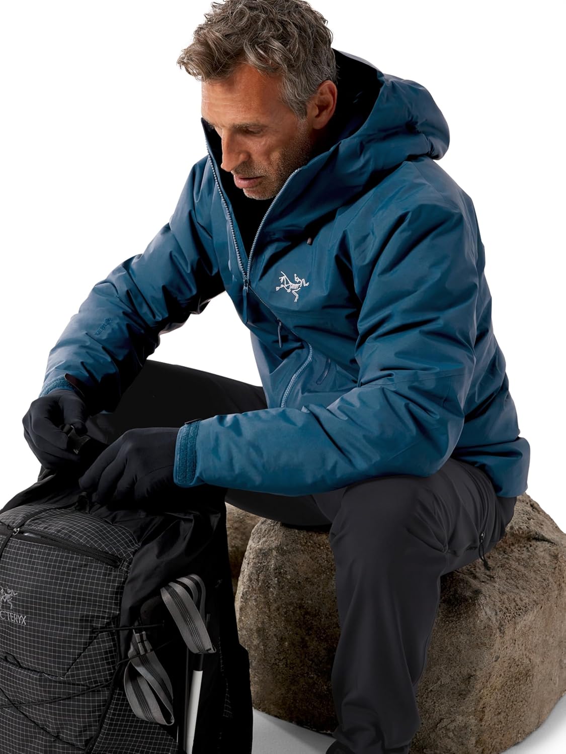 Arc'teryx Beta Insulated Jacket Men's | Insulated Gore-Tex Mountain Shell - Image 4
