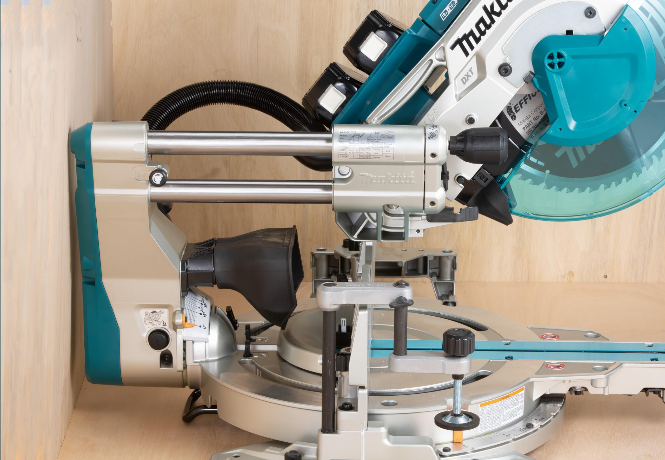MAKITA DLS211ZU Scie à onglets radiale 36V LXT Ø305 mm avec module AWS