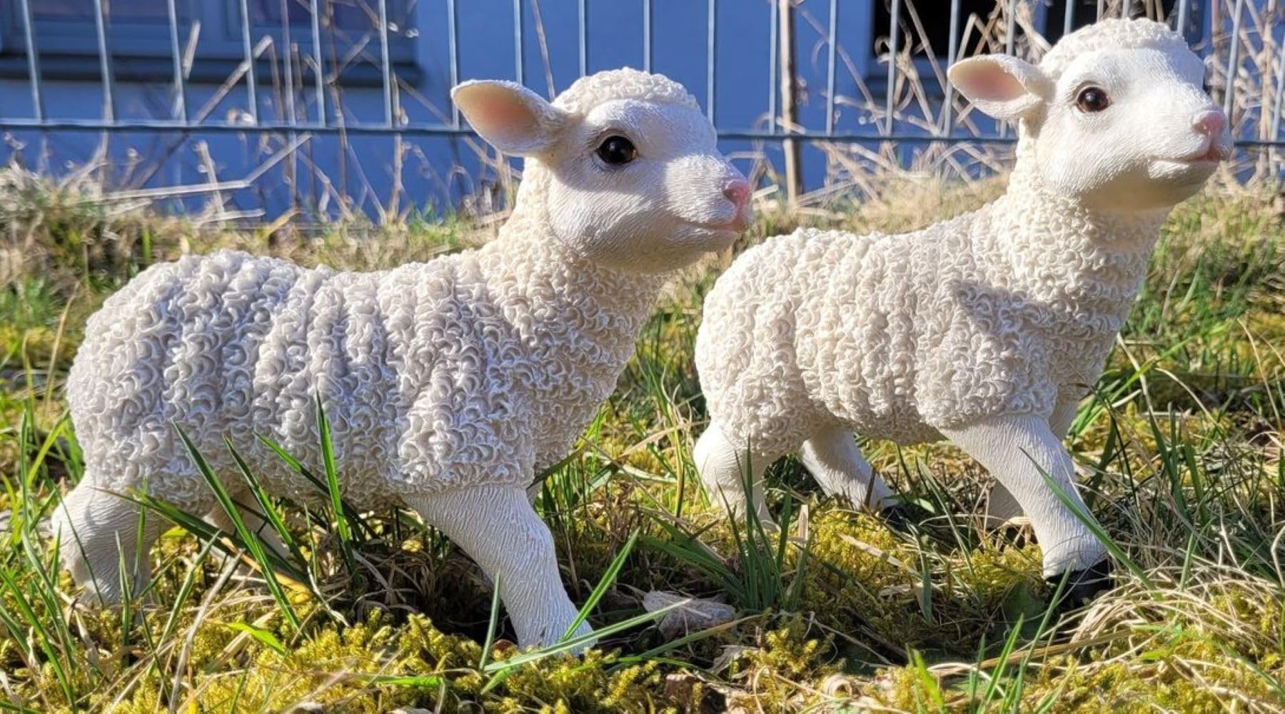 Geschenkestadl 2 Stück Lamm Lammfiguren Lämmer 19cm Frühling Garten Dekoration Tierfigur Osterlamm Ostern Osterdeko Garten