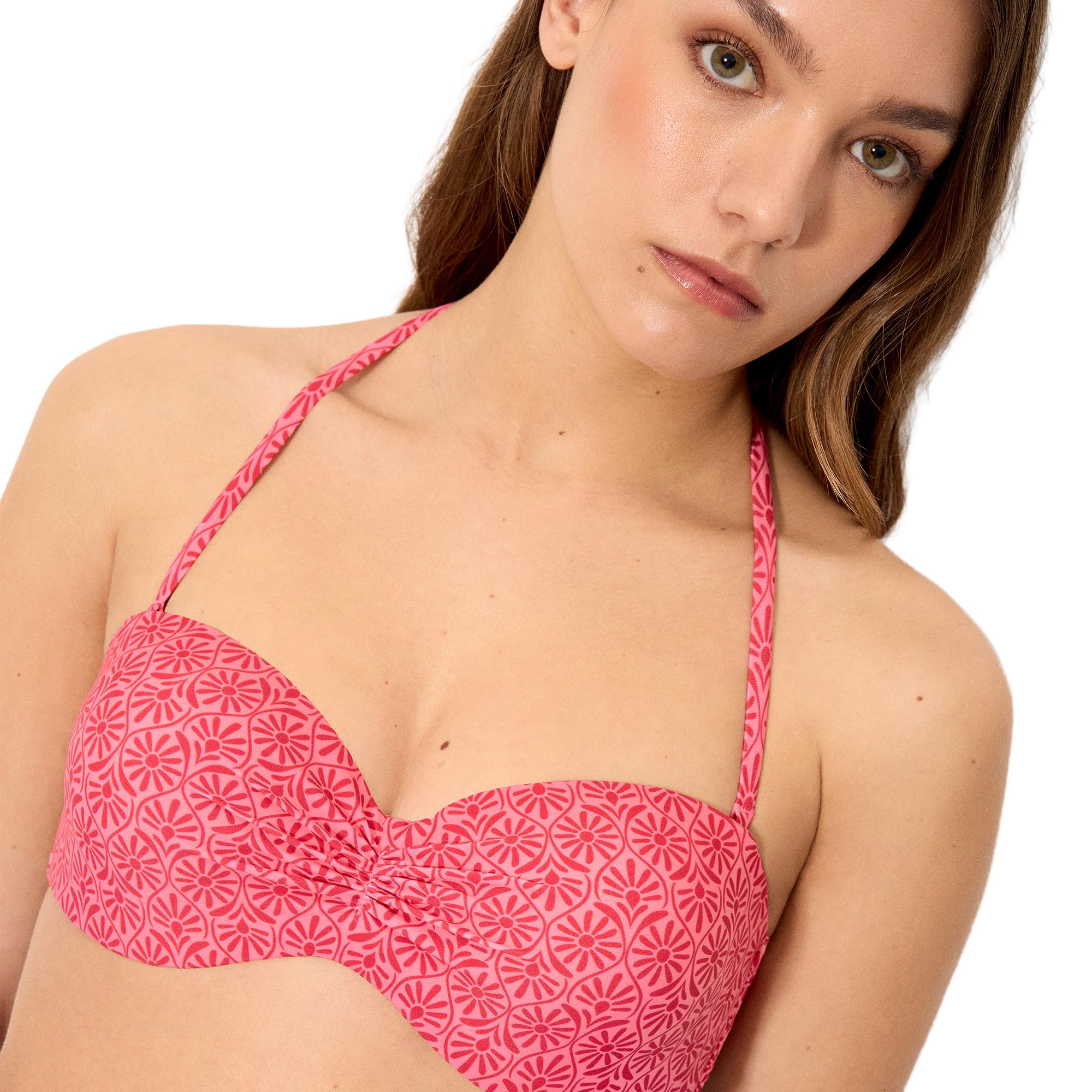 YSABEL MORA. Top Bikini Bandeau Push-Up B. Realza El Pecho con Aro Y Relleno. Ajuste Mediante Lazada En La Espalda para Mayor Comodidad .Colección Cherry.