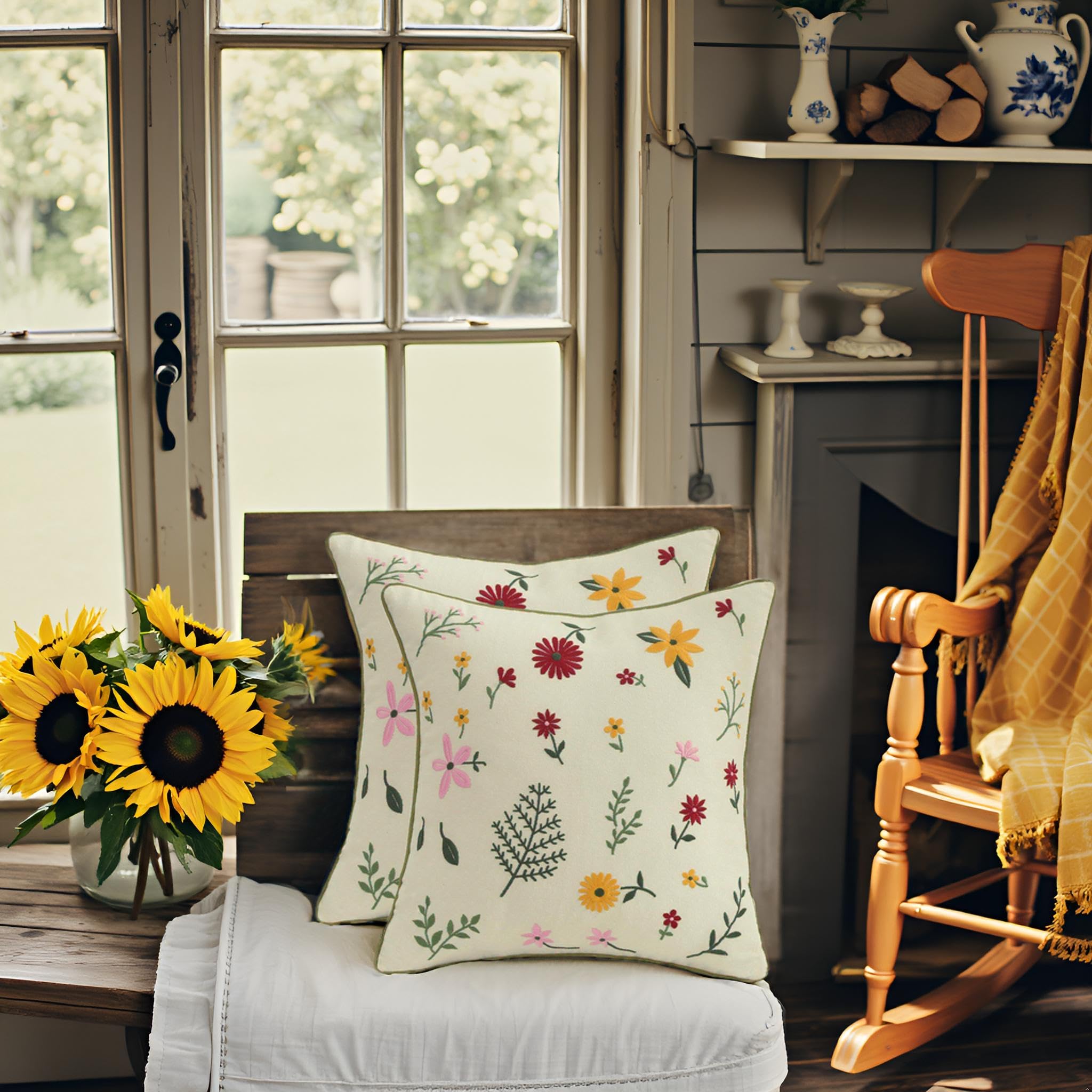 お洒落な刺繍入りクッションカバー(2枚セット) 自由に選べる2個セット】カラフルな刺繍 マンダラ柄のクッションカバー