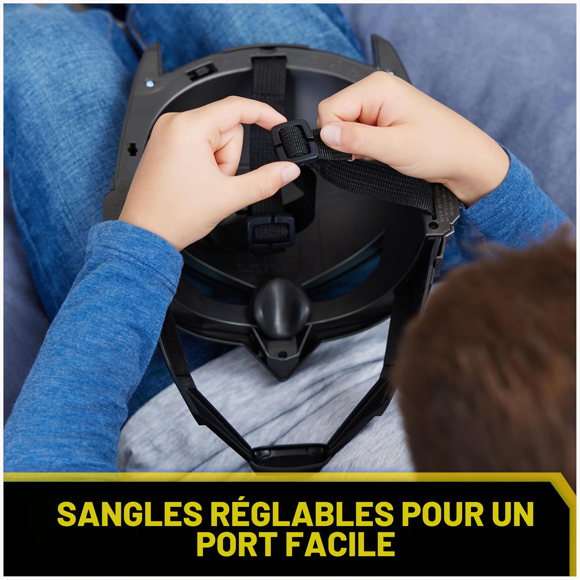 DC Comics Masque de Batman armure Up avec visière, plus de 15 sons et phrases, lumineux, piles incluses, costume de super héros, jeu de rôle pour garçons et filles à partir de 4 ans