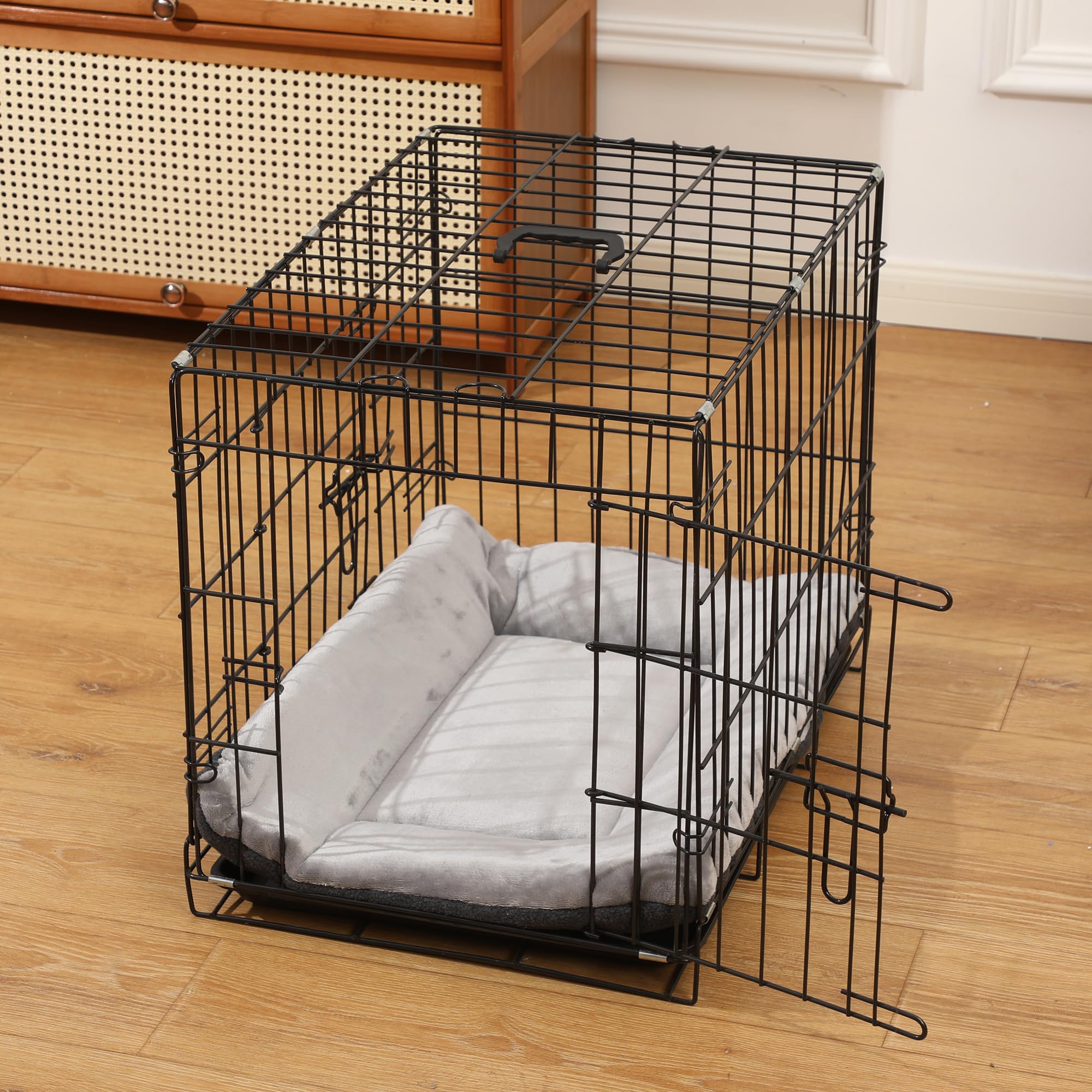 DERICOR Dog Bed Plush Dog Crate Bed 24" x 18" Crate Pad Double Sided Puppy Cushion, Light Grey Plush, 60 x 3 x 45 cm (L x W x H) - Image 2