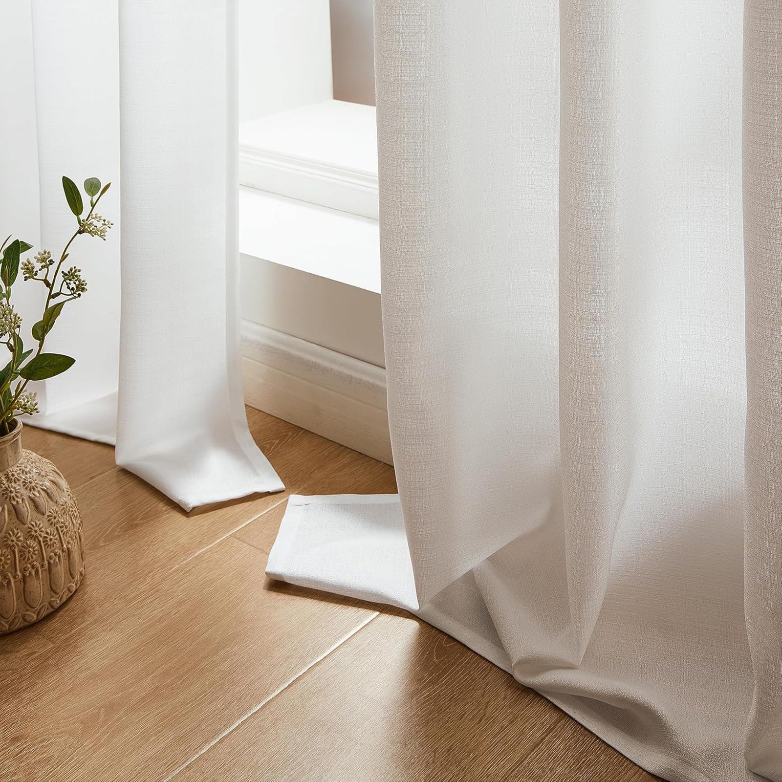 Tende Voile 205 x 241 cm con Occhielli, Morbidi, Moderne, Effetto Lino, Semitrasparenti, Traspiranti e Decorative, Tenda Bianca Trasparenti a Vetro per Soggiorno, Bianco