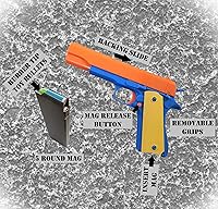 Vista 2 de Juguete revólver réplica de M1911 Colt 45, magazine eyectable y mecanismo de retroceso + placa de comisario y 5 balas extras.