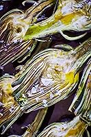 Vista 7 de Cristales de sal marina con forma de pirámide escamosa, de Maldon