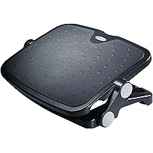 StarTech.com Under Desk Foot Rest - 18in x 14in - Altura y &Aacute;ngulo Ajustables - Taburete de Pie - Reposapi&eacute;s para Escritorio - Descanso de Pie de Oficina (FTRST1)
