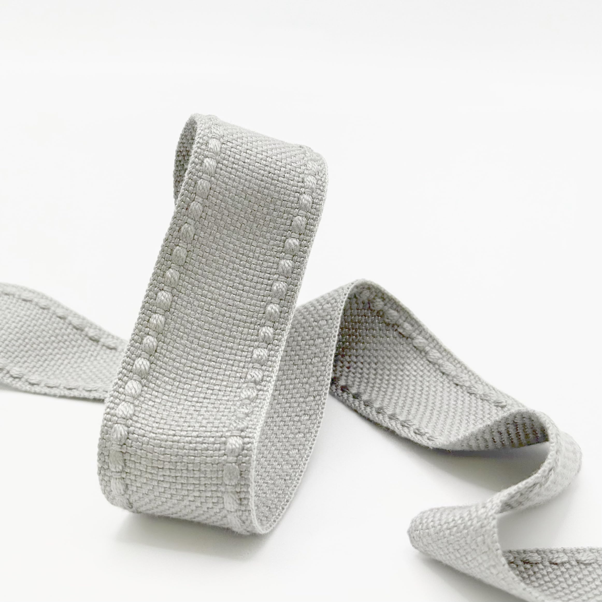 3CM Woven Braid Silver ON 25M Card