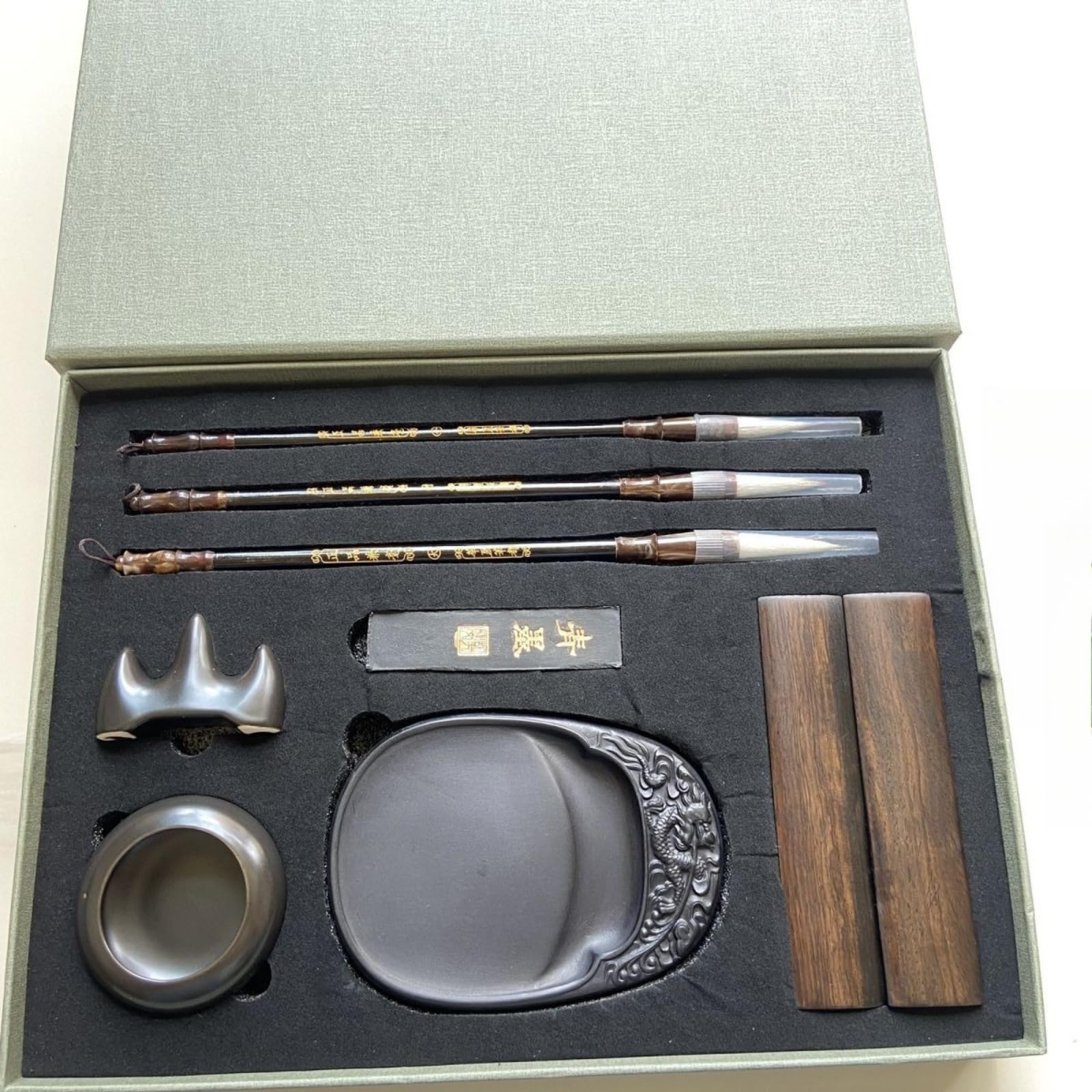Four Treasures of The Study Pinsel-Set mit Tintenpapier und Tintenstein