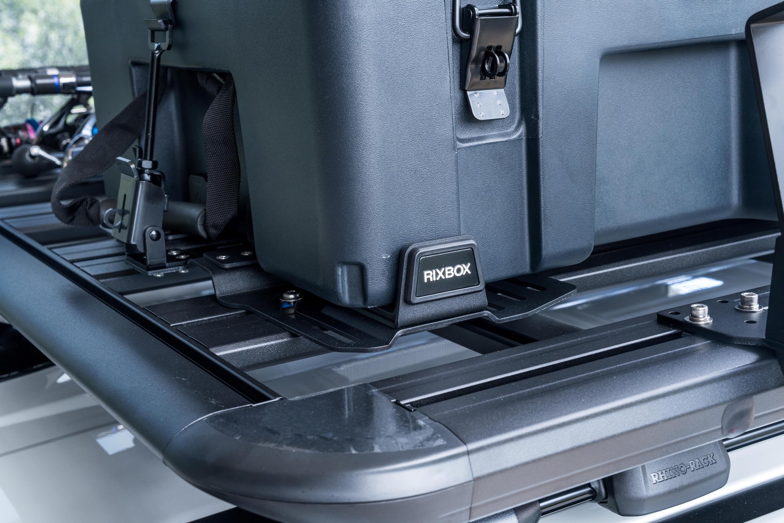 Amazon | RIXBOX QUICK MOUNT Black 【116L】 | リックスボックス 