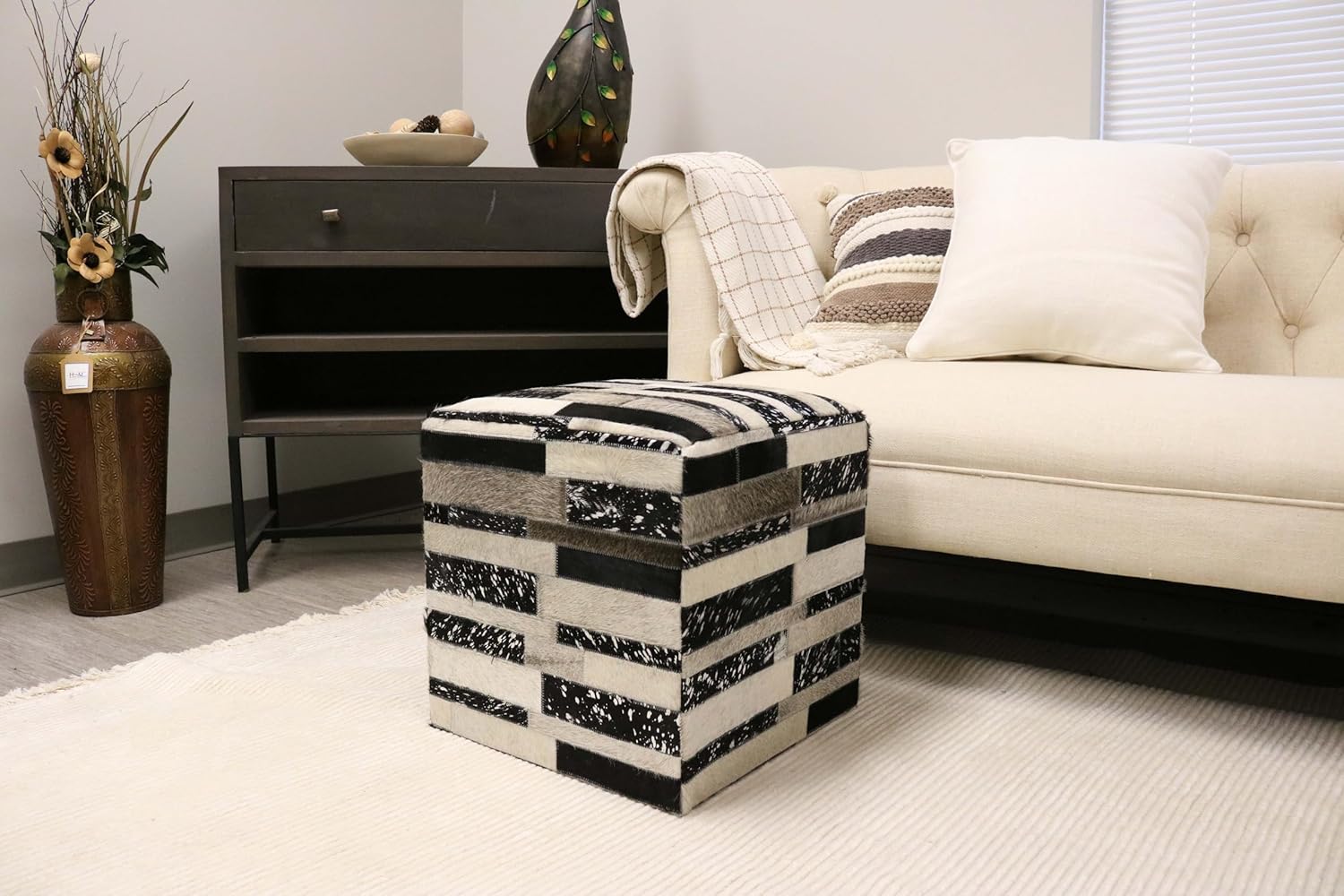 Home&Manor 16" Cowhide Leather Cube Pouf