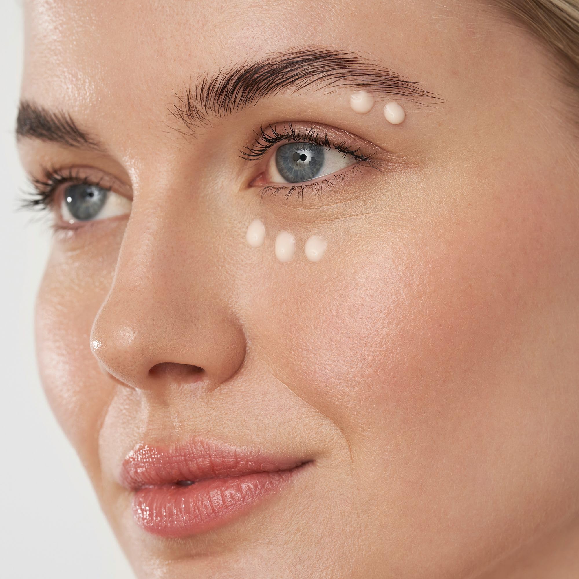 ANNEMARIE BÖRLIND ROSE NATURE SYSTEM DIGITAL DE-STRESS Spa Eye Cream-Gel (15 ml) - Polstert Müdigkeitsfältchen auf, PR3-Rosenkomplex Verringert die Auswirkungen von Blue Light, Vegan