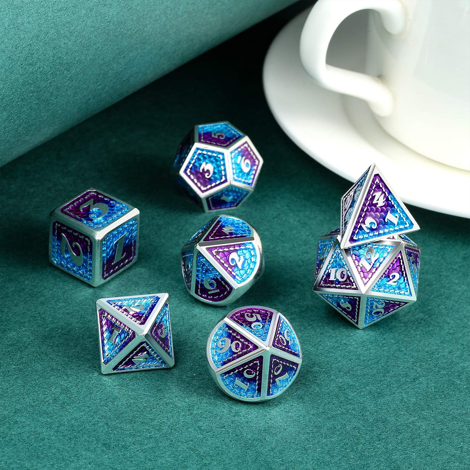 Dragon Scale Metal Dice Set D&D, DNDND 7 PCS Metallic Dungeons and Dragons with Gift Metal Case DND Dice (Blue and Purple with Silver Edge)