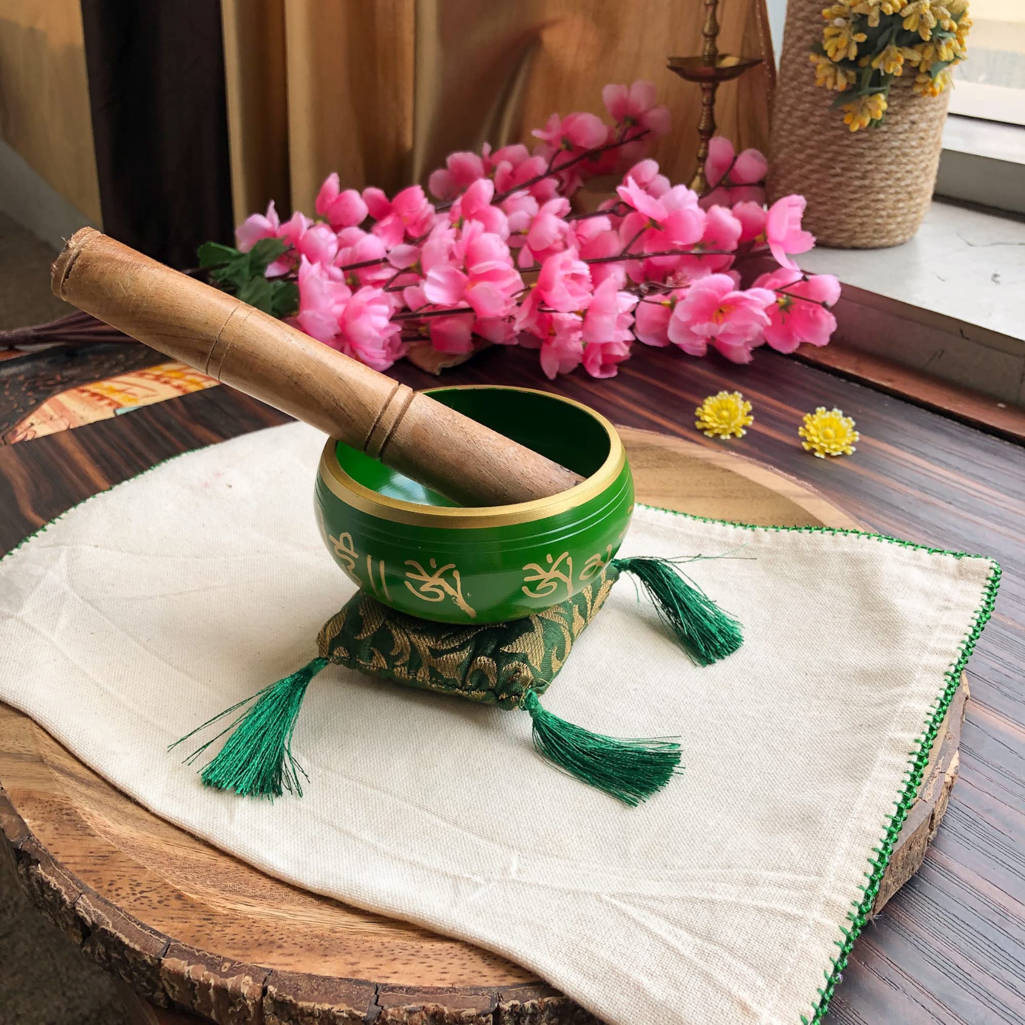India Meets India Singing Bowl [Green], Tibetan | Himalayan Singing Bowl for Meditation | Yoga | Mindfulness | Energy Healing, Mediation 3.5