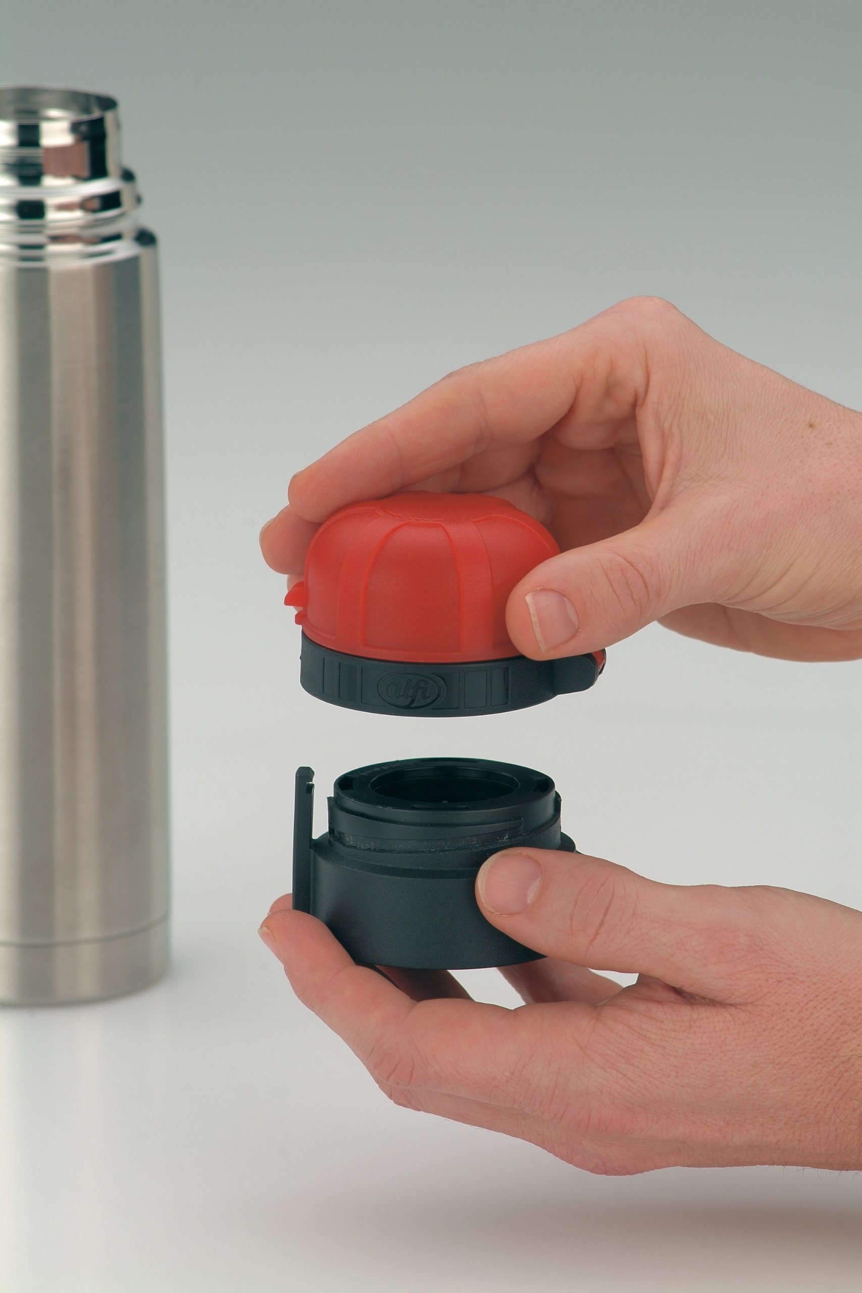 【美品】alfi 水筒　0.35リットル Amazon｜alfi ISOボトル 0.35L フロウ ピンク 5327 627 035
