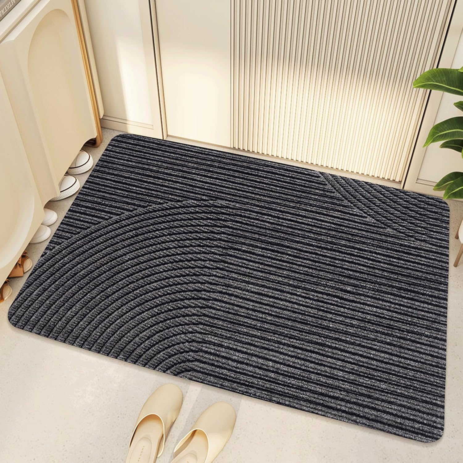 Sturdy Front Door Mat, Non-Slip Entryway Rugs, Low-Profile Resist Dirt Floor Rug, Modern Geometric Pattern Welcome Mat, Inside Floor Mat for Entryway,Hallway,Porch,Patio (45 * 75cm) (Grey)