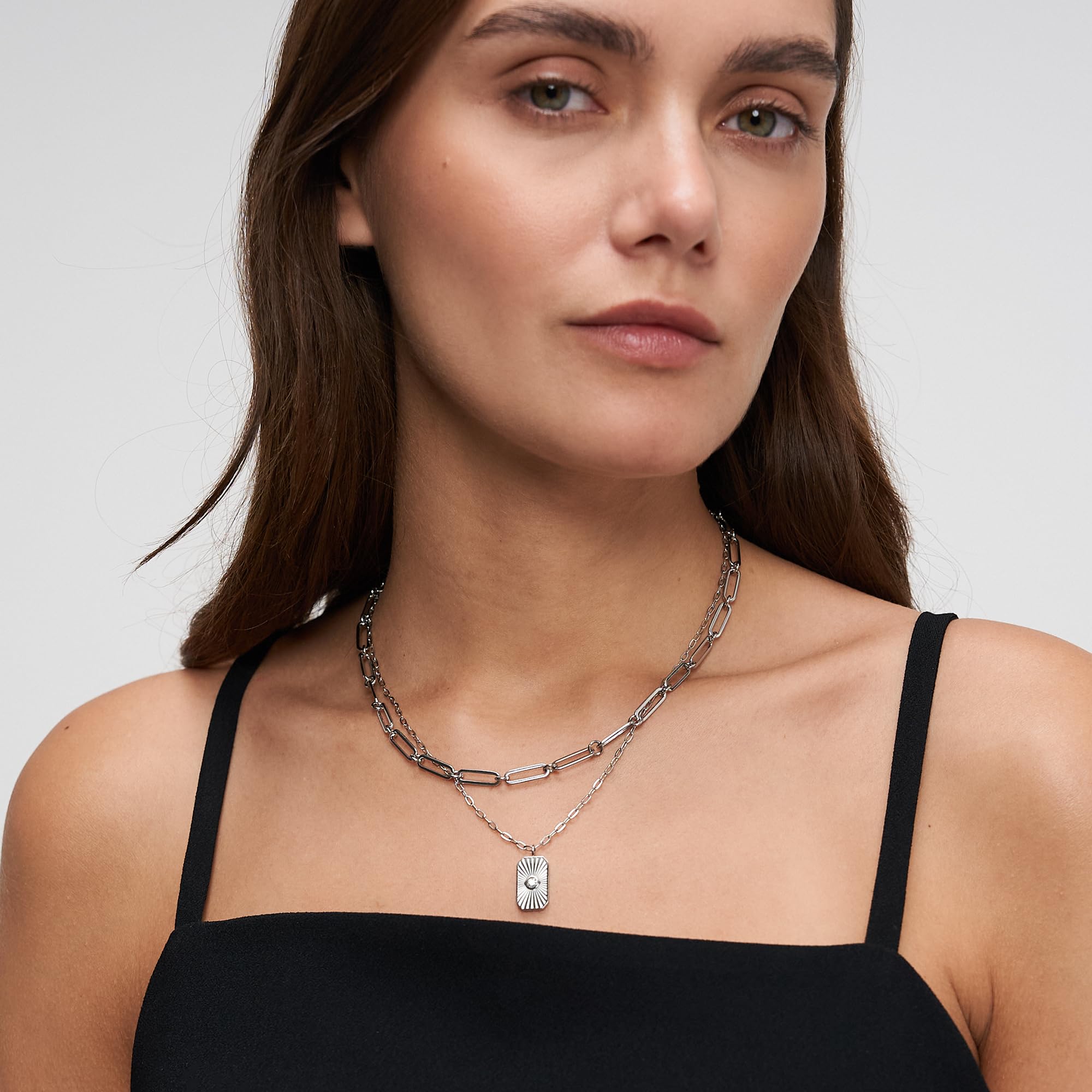 Tamaris Halsketten Layering Set für Damen, Halsschmuck einzeln tragbar und Größenverstellbar, wasserfest aus Edelstahl