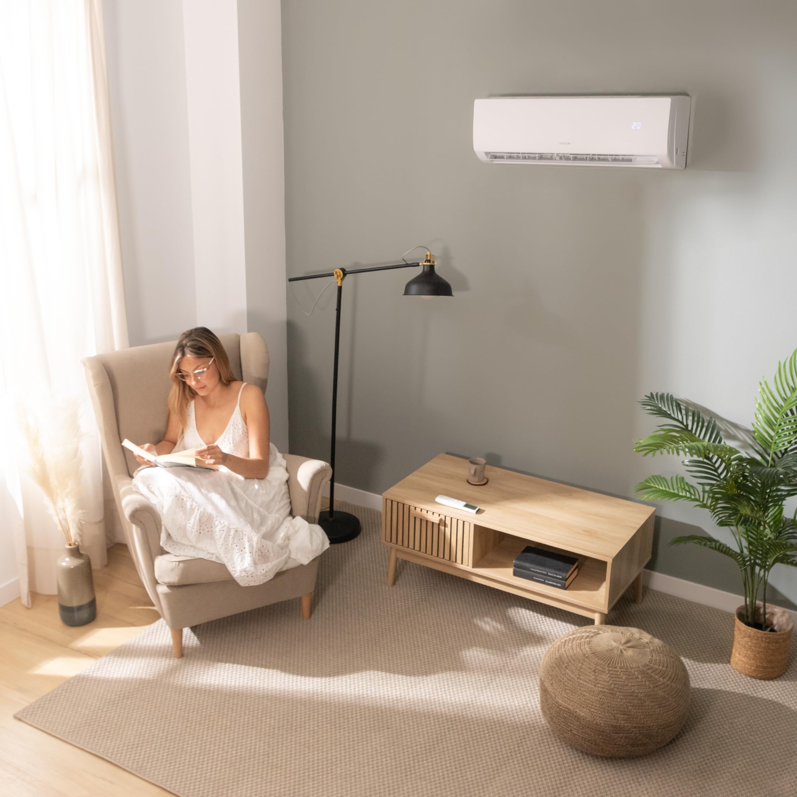 Cecotec Aire Acondicionado Split AirClima 12000 Smartfresh Connected. 12000 BTU, Motor DC, Bomba de calor, Control Wifi, Mando a distancia, Pantalla LED, Sistema Inverter, Cobertura 22 m2