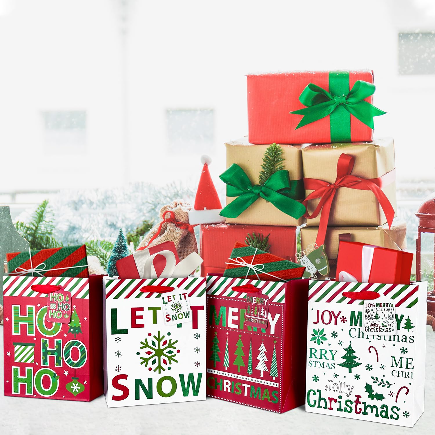 GITMIWS Paquete de 12 bolsas de regalo de papel de Navidad con papel de seda, bolsas de regalo de Navidad medianas de 9 pulgadas a granel con asas, bolsas de regalo de Navidad para regalos de niños,