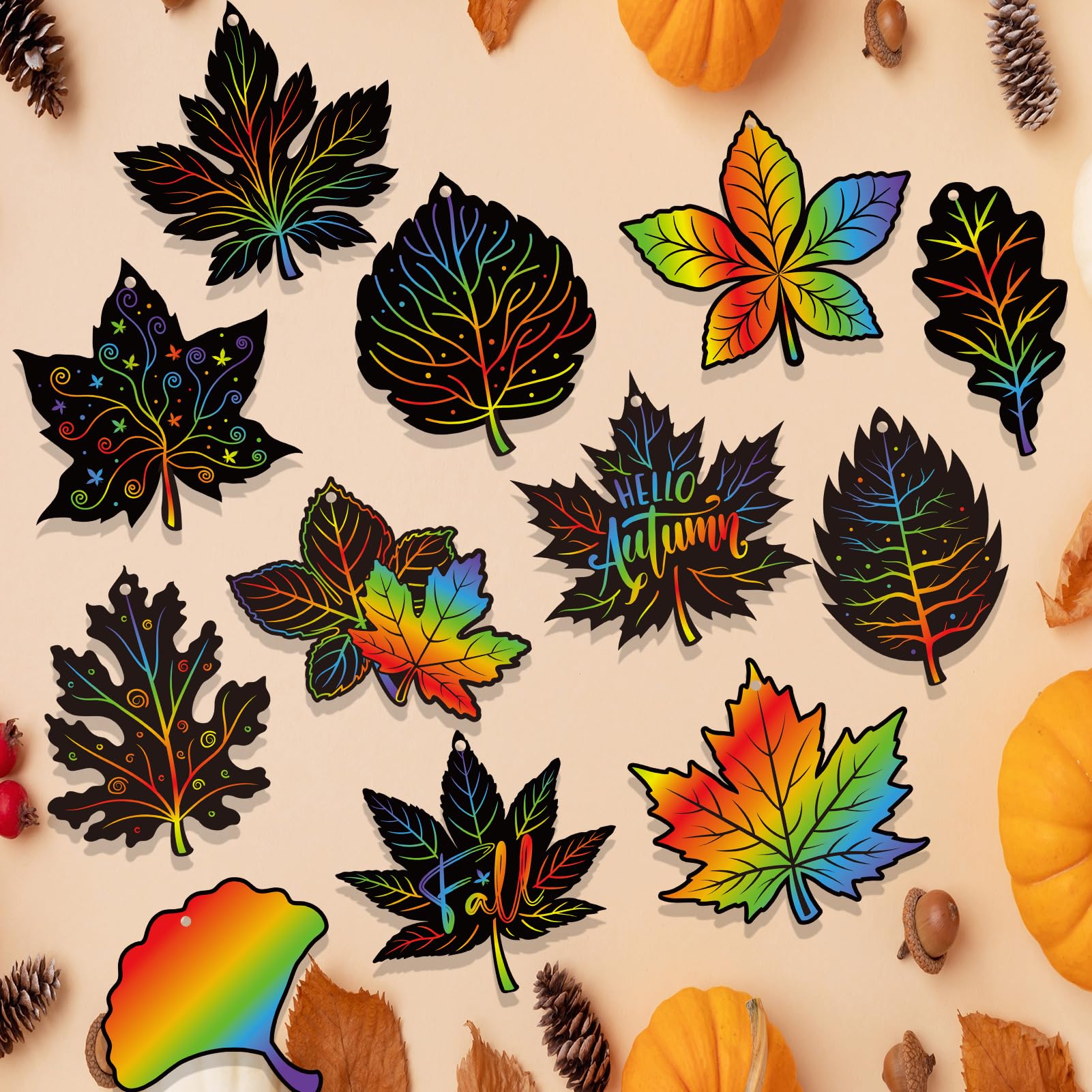 HOWAF Lot De 36 Kits De Scratch Art Pour Halloween, Citrouille Feuilles Noires à Gratter, Projets Et Gadgets Pour Enfants, Remplis De Sacs Et Cadeaux