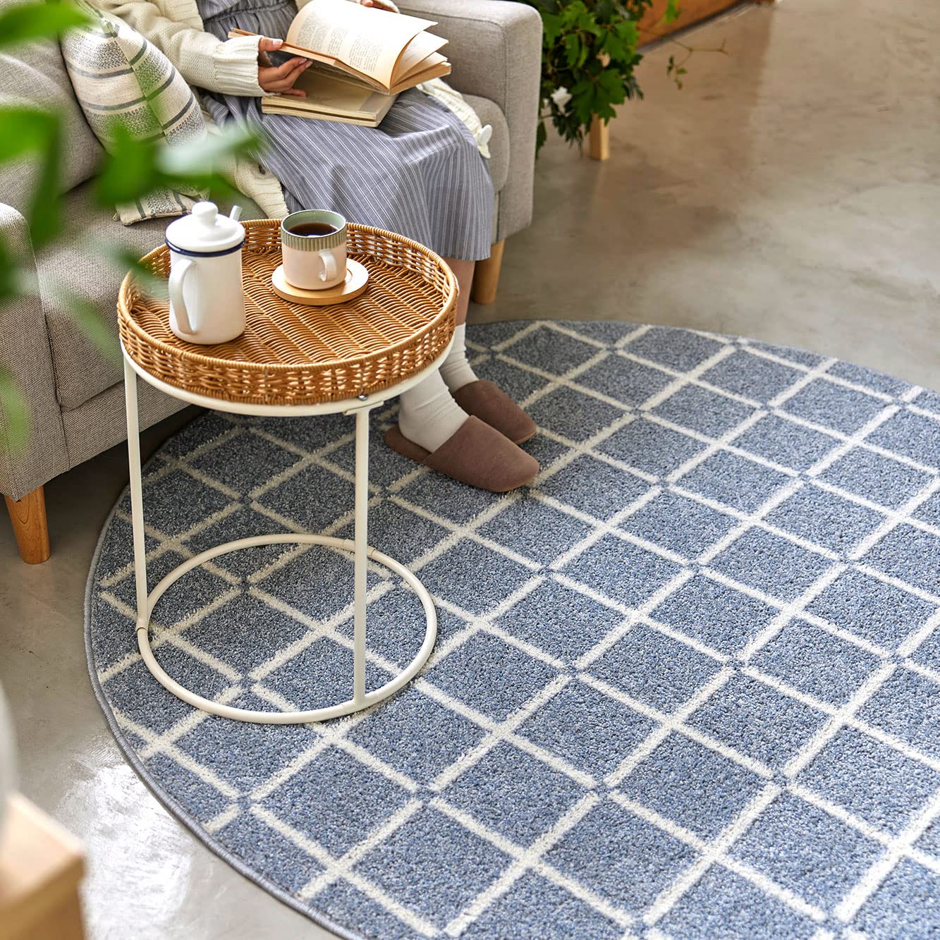 Amazon｜スミノエ(Suminoe) ラグ ブルー 円形 150×150cm 洗える 滑り