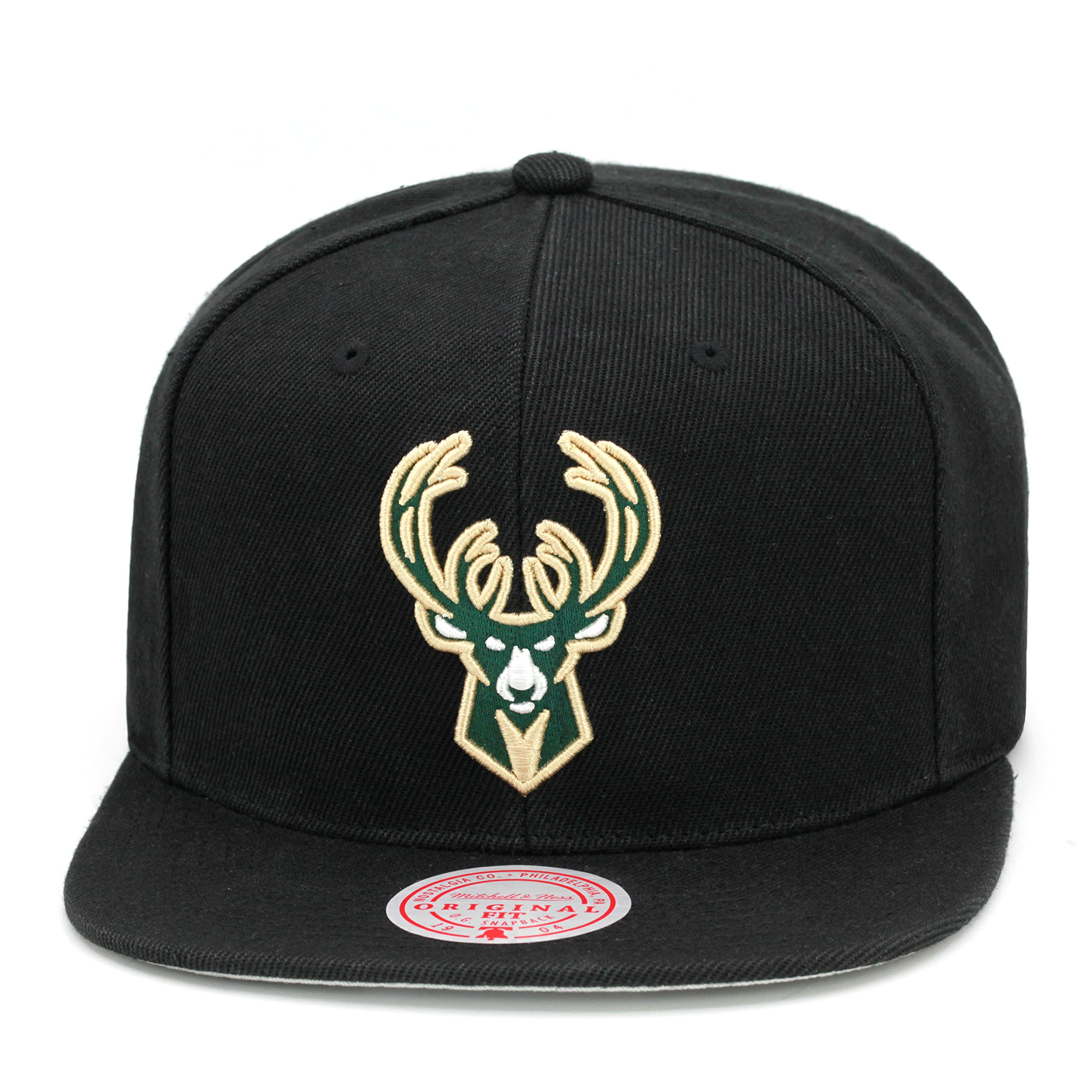 Mitchell & NessMilwaukee Bucks NBA Core Basic Snapback Hat Adjustable Cap