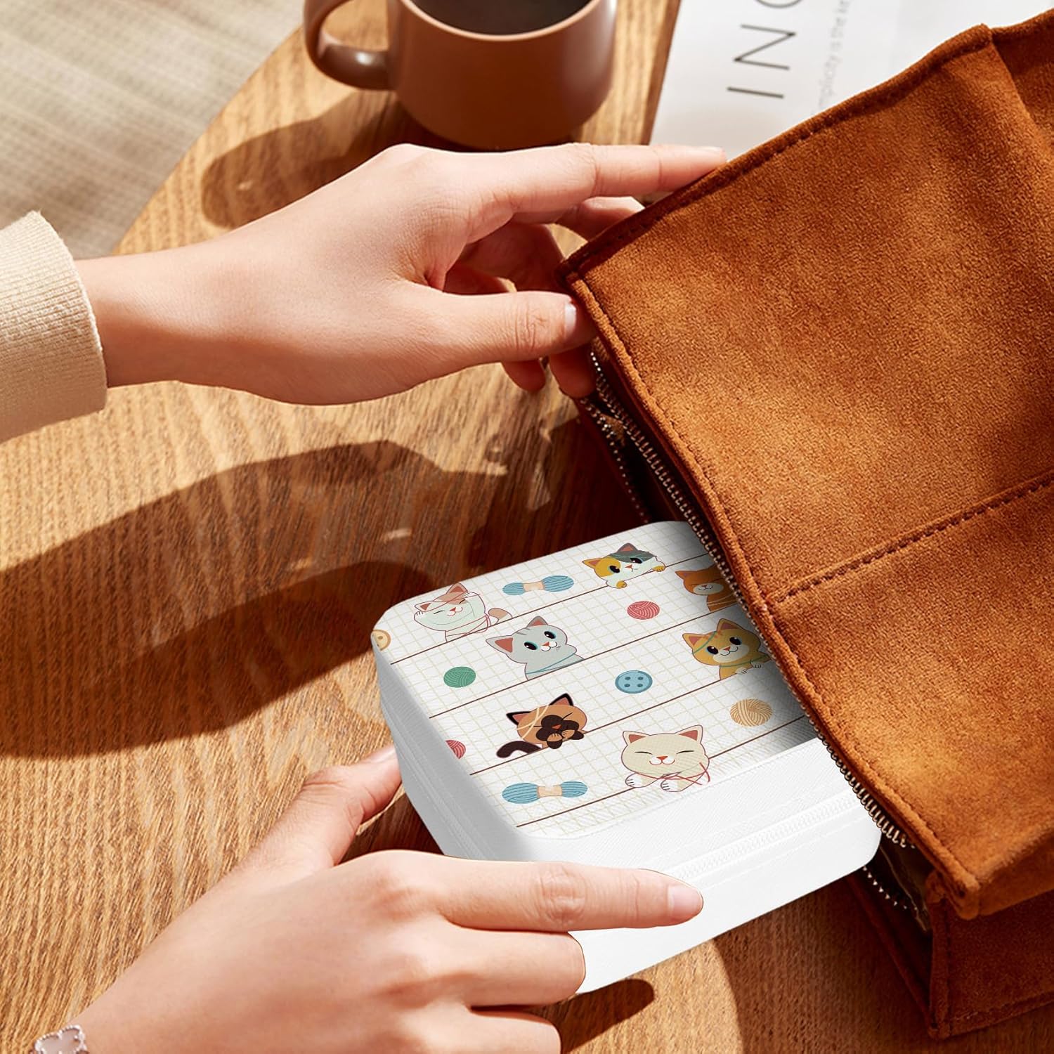 Cute Cat Travel Jewelry Organizer Cute Mini Jewelry Travel Case Small Jewellery Box Case Portable Earring Ring Storage Box Bracelet Organizer Christmas Birthday Gift for Mom Wife Daughter - Image 6