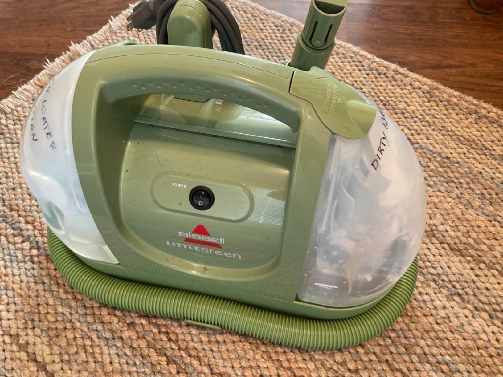 Good for stairs, good suction, easy to use