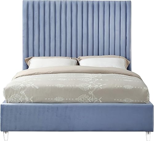 Miniatura 4 de Meridian Furniture Candace Collection Modern  Cama tapizada de terciopelo contemporáneo con relleno de canal profundo y patas acrílicas