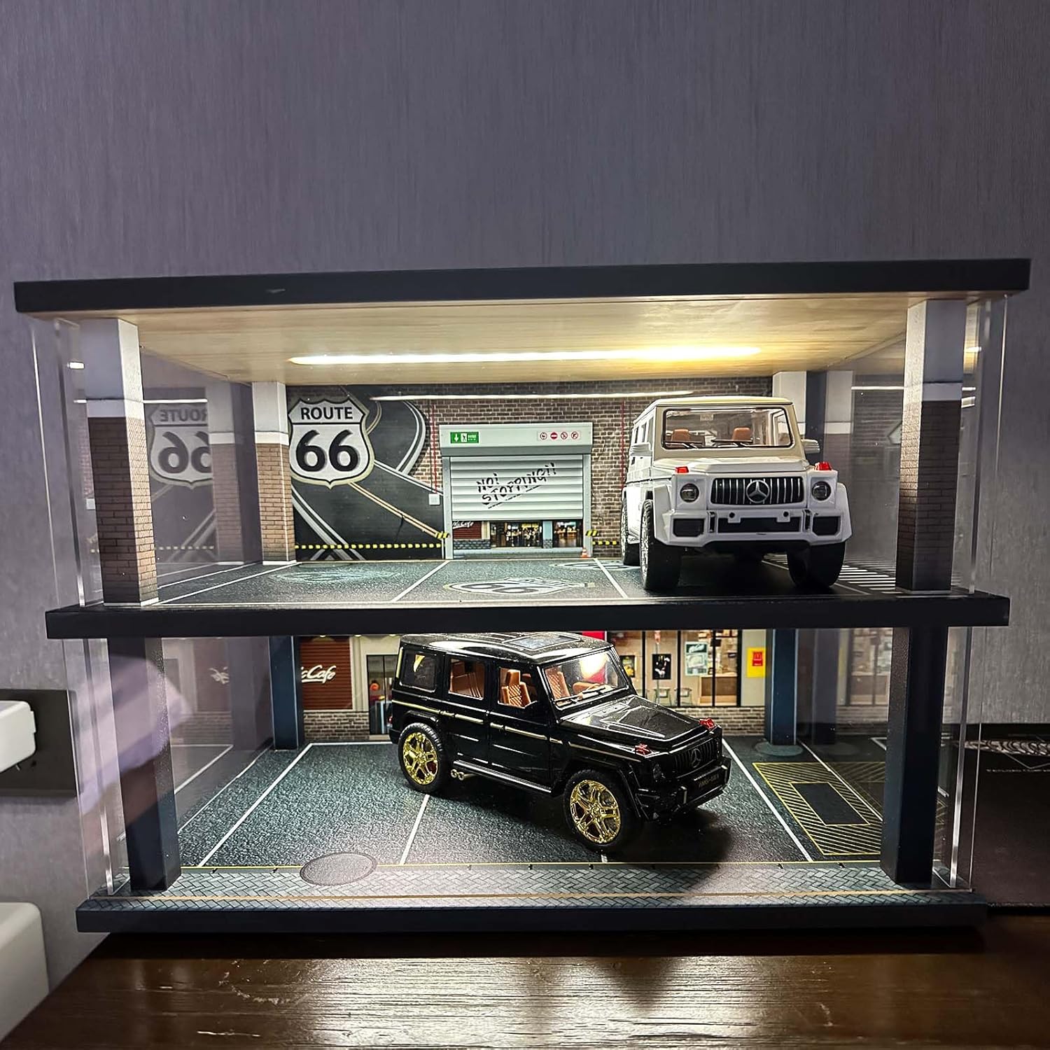 1:24 Die-cast car Model Display case with USB Lights. Alloy Car Collectibles Scene Parking Lot. Sports car Diorama Garage for Lego Speed