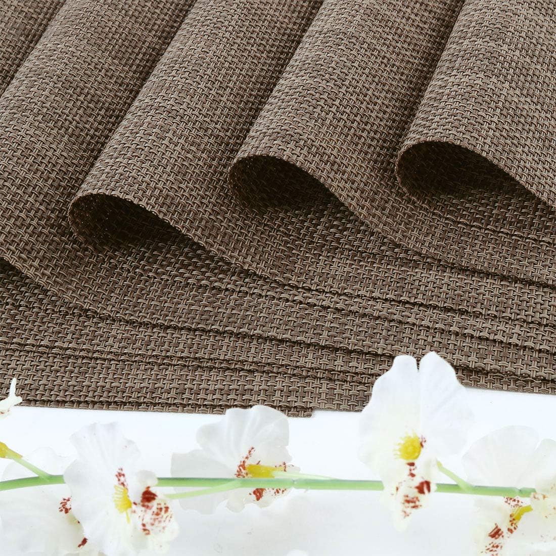 uxcell Placemats Heat Insulated Place Mats Resistant Anti-Slip Washable PVC Indoor/Outdoor Table Mats Set of 4 Brown