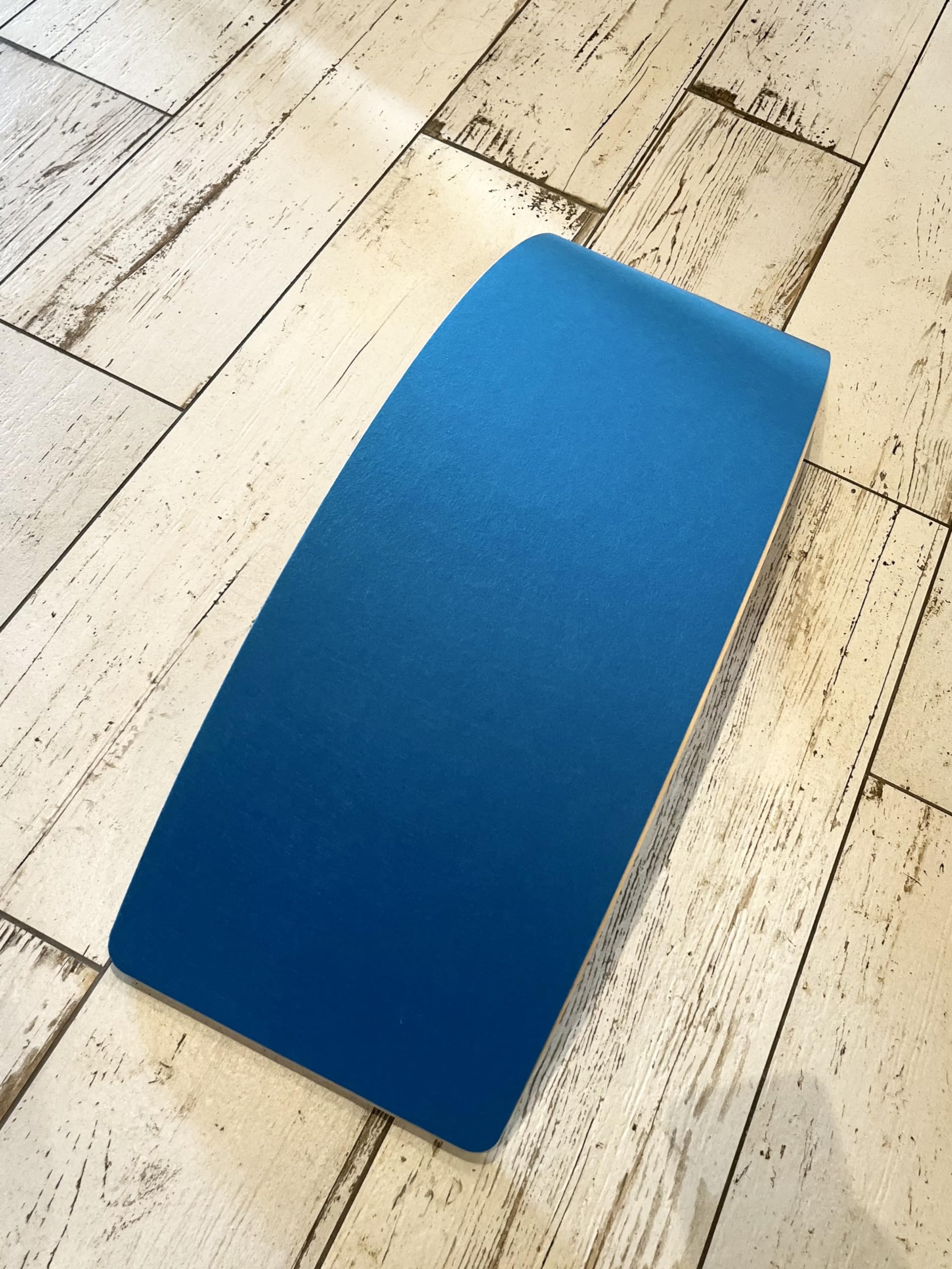 Balance Board Kinder – Balancierbrett aus Holz – mit Filz | Wippbrett fördert Koordination – Gleichgewichtstrainer für Kinder – Montessori Spielzeug