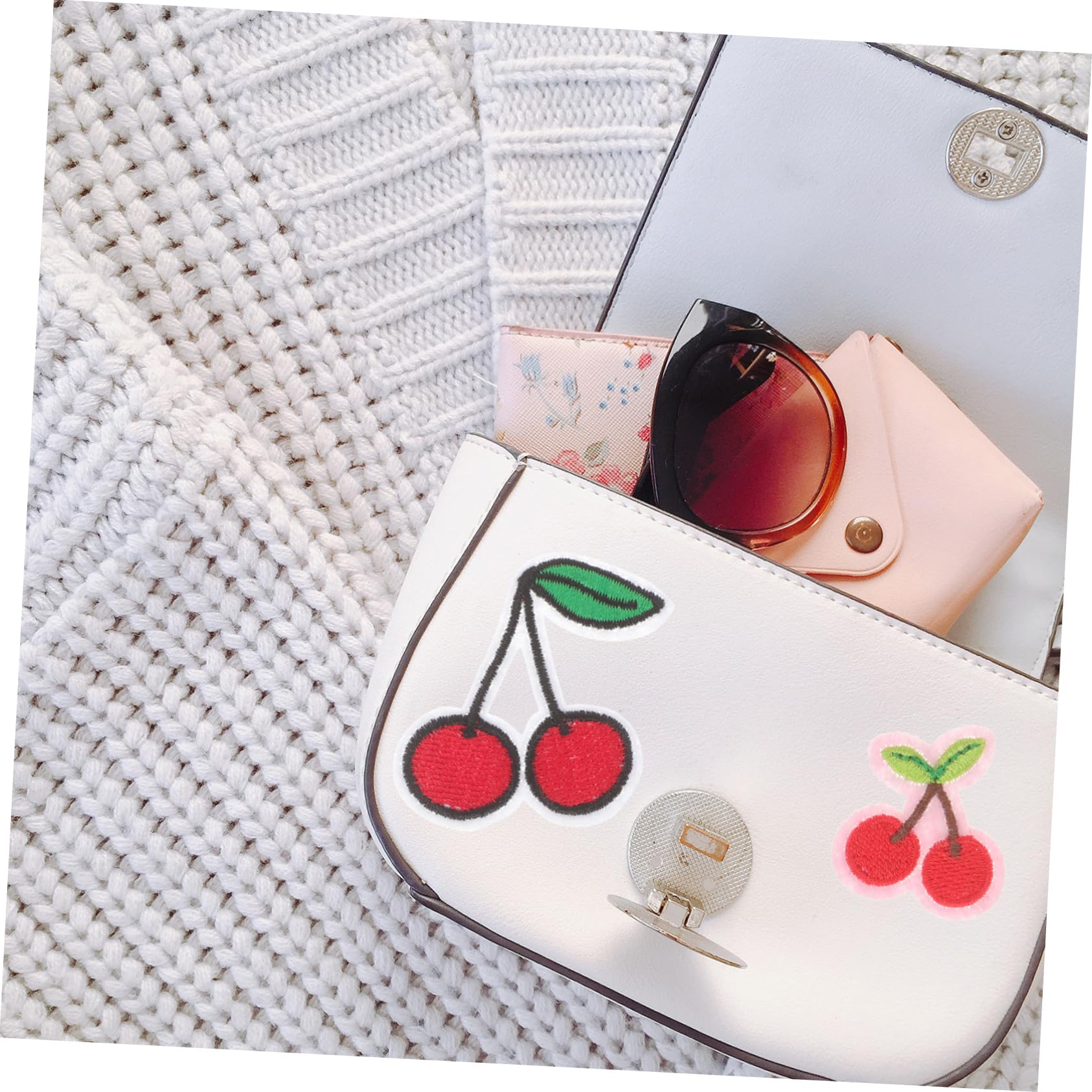 HOODANCOS 80pezzi Toppe Ricamate Ciliegie Per Abbigliamento Patches Termoadesive Per Riparazioni e Decorazioni Per Jeans Magliette e Accessori