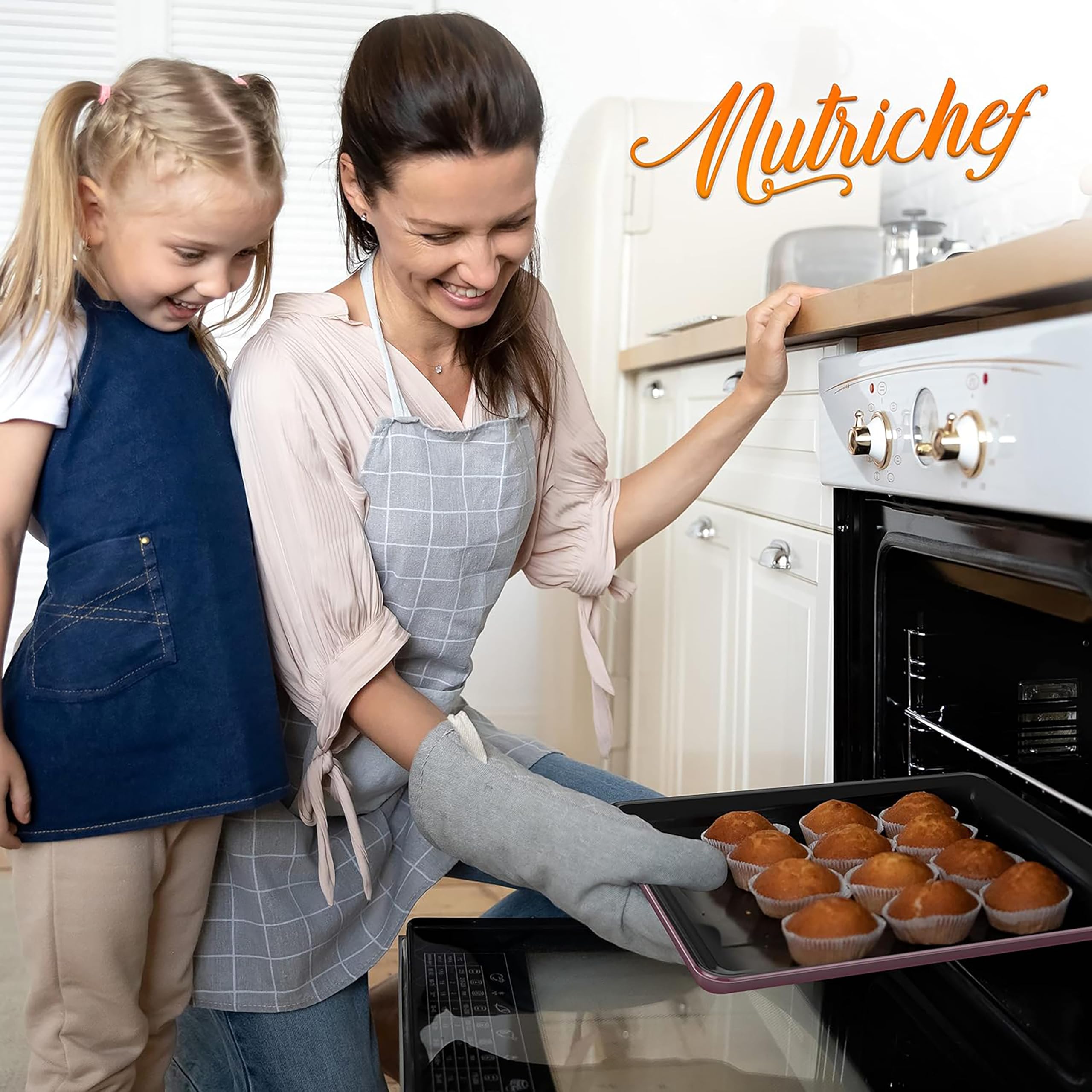 NutriChef Ensemble de Moules à Pâtisserie Antiadhésifs Empilables en 8 Pièces - Ensemble de Plaques de Cuisson Sans PFOA, PFOS, PTFE avec Revêtement Antiadhésif- Kit de Pâtisserie (Prune)