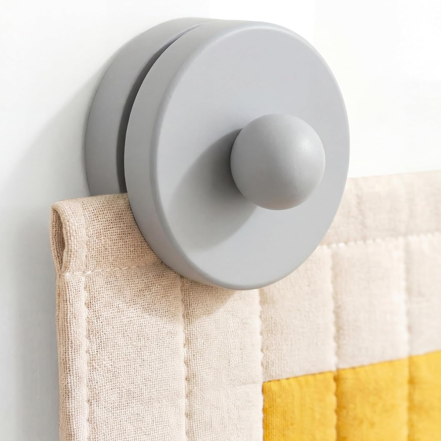 Tapestry Hangers for Walls 4 Pack - Quilt Hanger for Wall for Display, Quilt Rack - Rug Hangers for Walls, Round Clamps for Blankets and Other Textile (Gray)