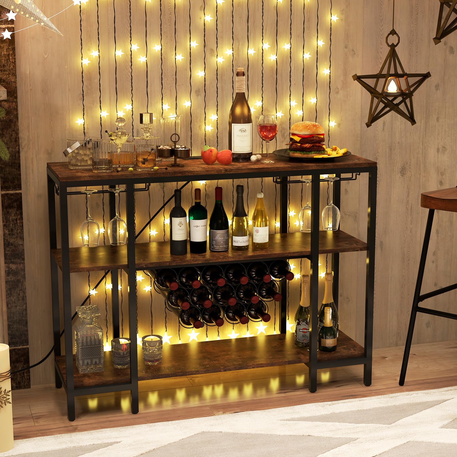 GIANTEX Botellero para 15 Botellas, Estantería de 3 Niveles con Soporte de Copas, Mesa Auxiliar con 2 Puertos USB y 2 Enchufes, Estantería de Vino para Cocina, Salón, 113 x 35 x 85 cm (Marrón Rústico)