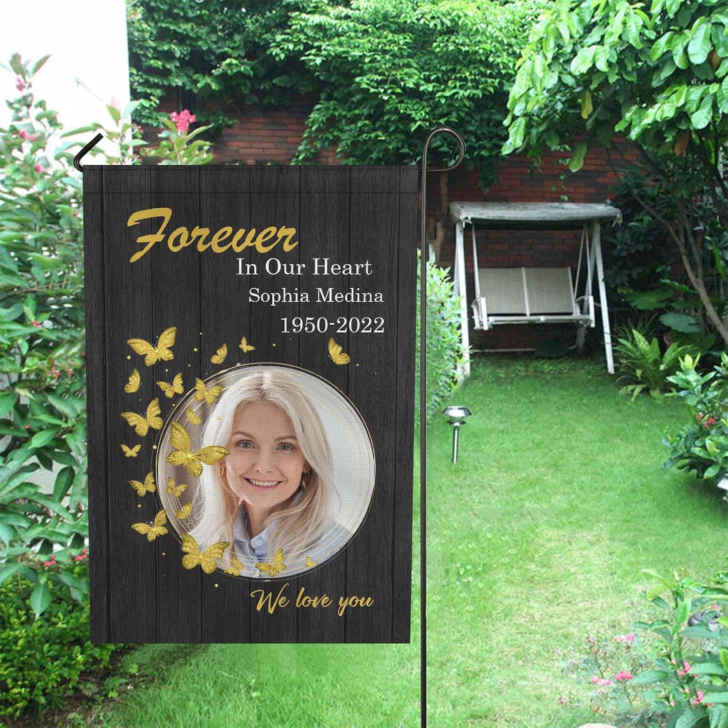 Personalized In Loving Memory of Mom Garden Flags with Picture,Custom Memorial Mother's Day House Flags for Mom Double-Sided Flag Decoration