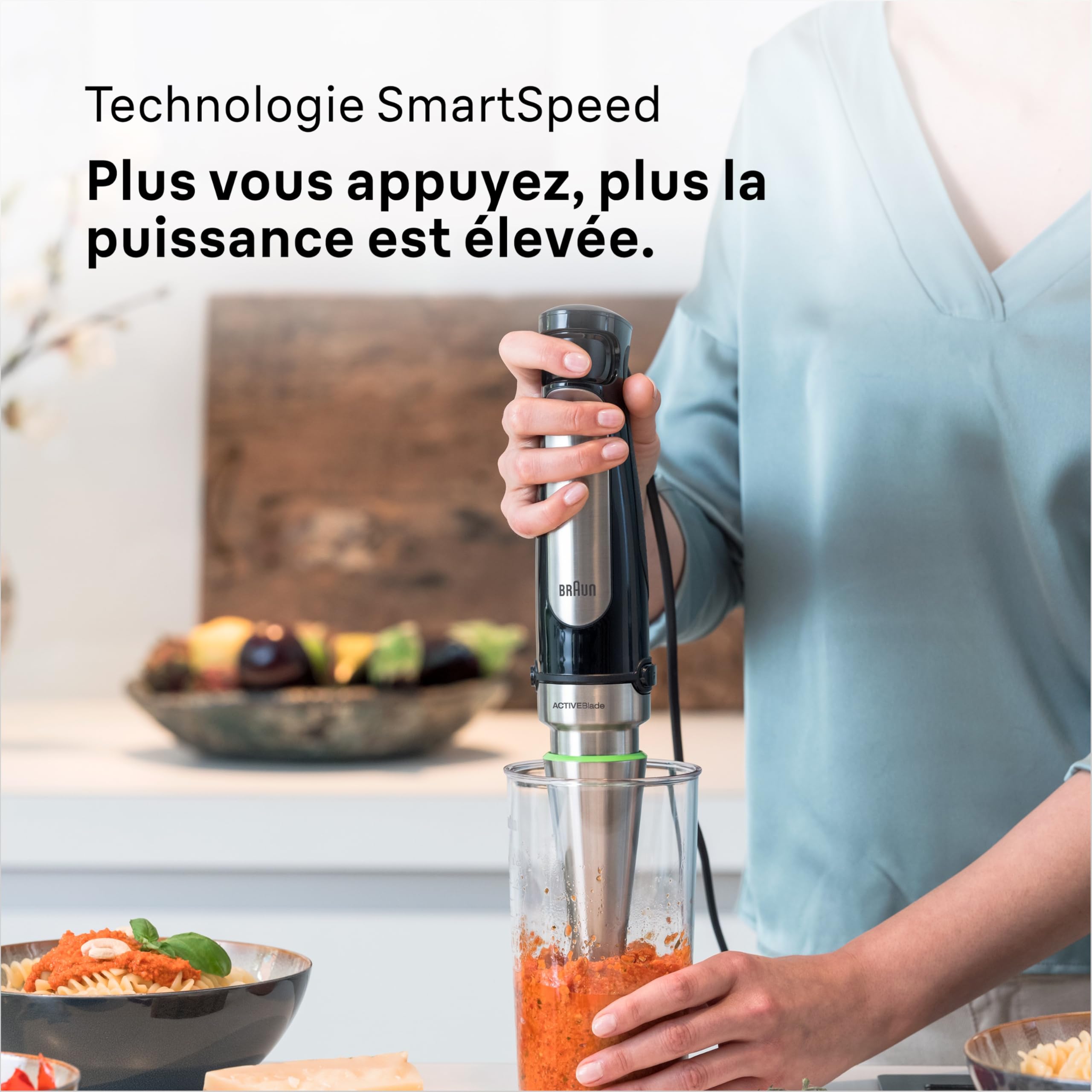 Braun MultiQuick 7 - Mixeur plongeant pour soupes, smoothies et purées bébé, contrôle SmartSpeed, pied en inox anti-éclaboussures, verre doseur, 1000W, Noir (MQ7000X)