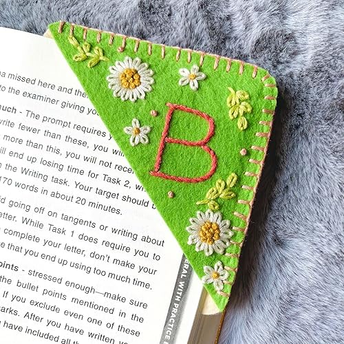 Miniatura 10 de Marcapáginas de esquina bordado a mano personalizado, lindo marcador de libro con flores, regalo de costura a mano para mujeres amantes de los Rojo