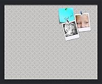 Vista 257 de PinPix Tablero de anuncios de corcho de 20 x 14 pulgadas. Este tablero decorativo enmarcado viene con diseño de círculos B W y un marco negro