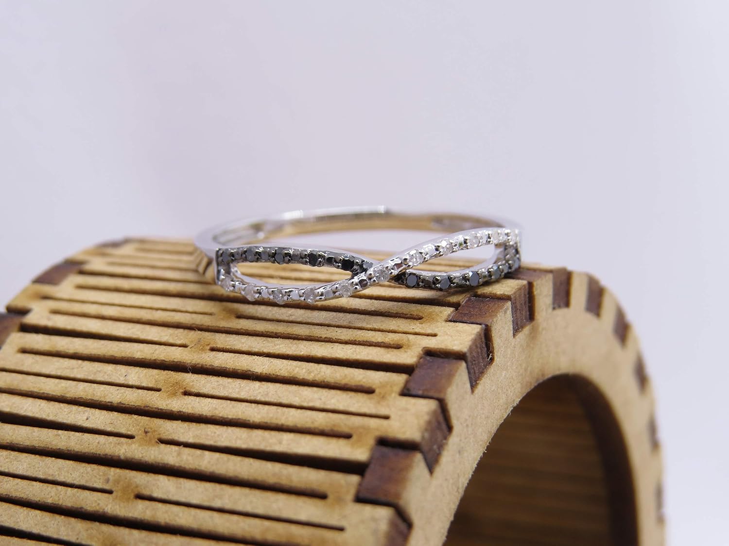 Dazzlingrock Collection 0.10 Carat (ctw) Round Black Diamond & White Diamond Swirl Infinity Style Wedding Band for Women in 925 Sterling Silver - Image 7