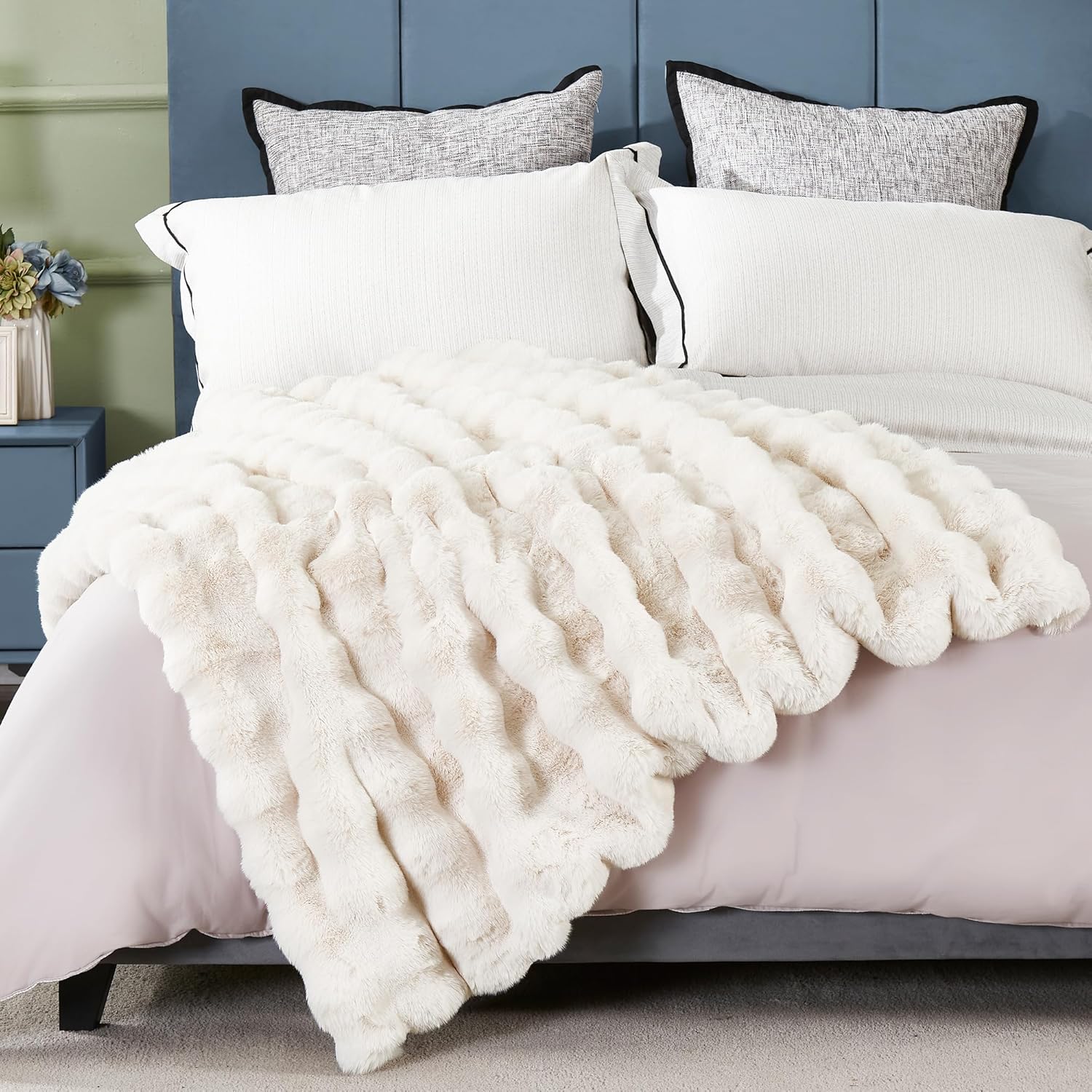 JONIYEAR Soft Fuzzy Oversized Bubble Faux Rabbit Fur Throw Blanket 60" x 70", Reversible Thick Warm Fluffy Blanket for Winter, Luxury Cozy Puffy Shaggy Furry Blankets for Bed, Twin Size, Cream White - Image 2