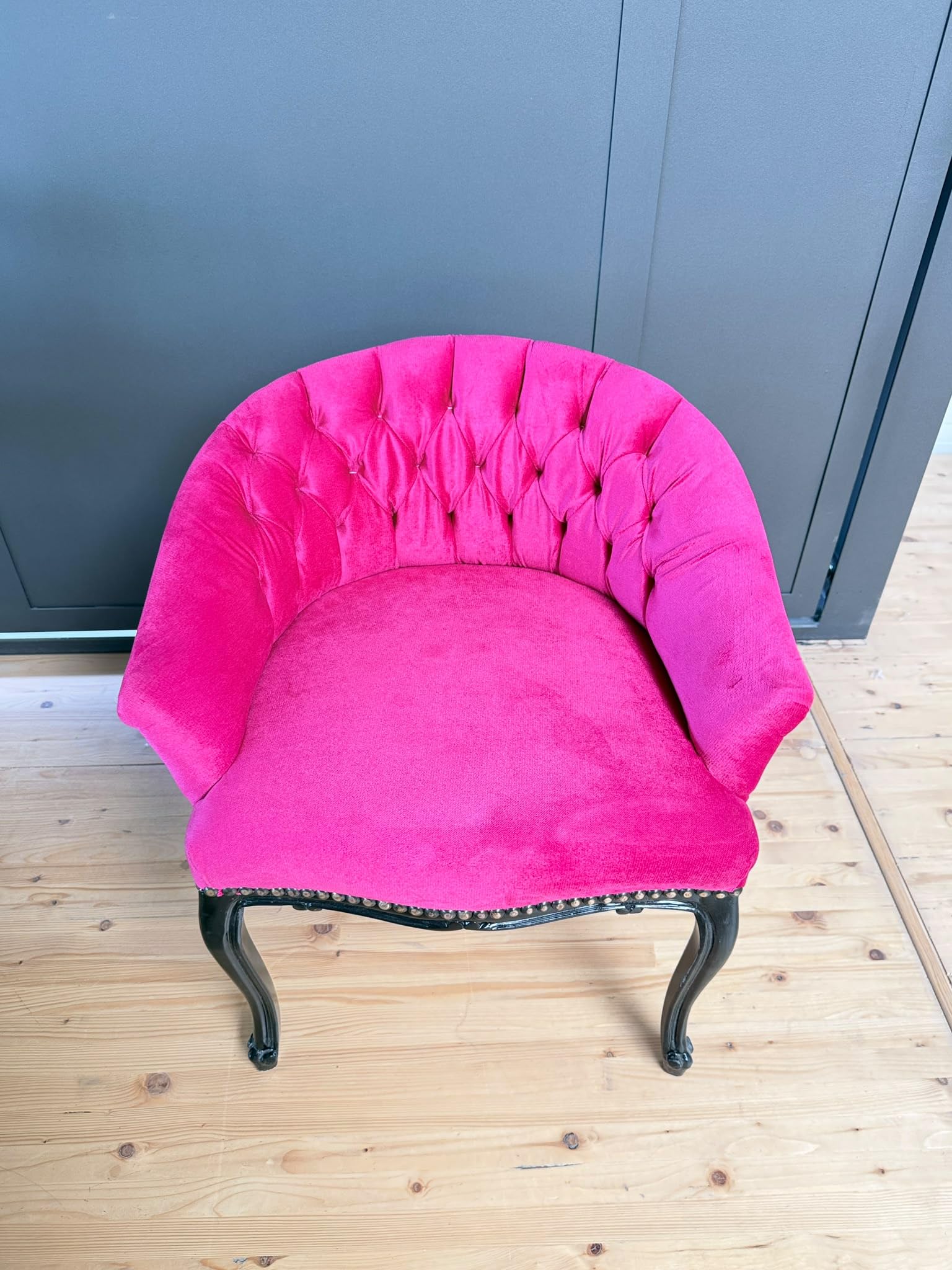 CasAmin Fauteuil à cocktail baroque rose vif, chaise de bar nostalgique, velours touffeté