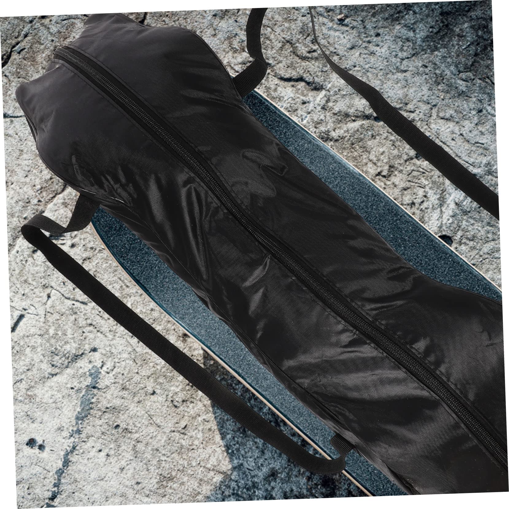 TOYANDONA à Dos de Skateboard Professionnel à Bandoulière Pratique pour Transporter Durable pour Sports et Accessoires et Compact
